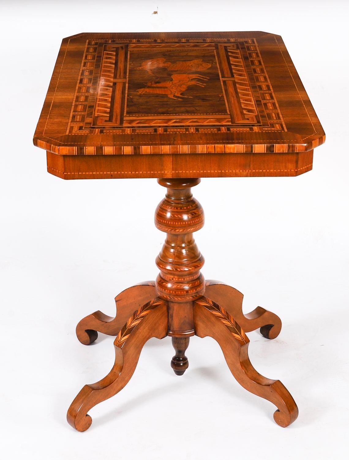 Ancienne table d'appoint en marqueterie et parqueterie italienne de Sorrento 19ème siècle en vente 3