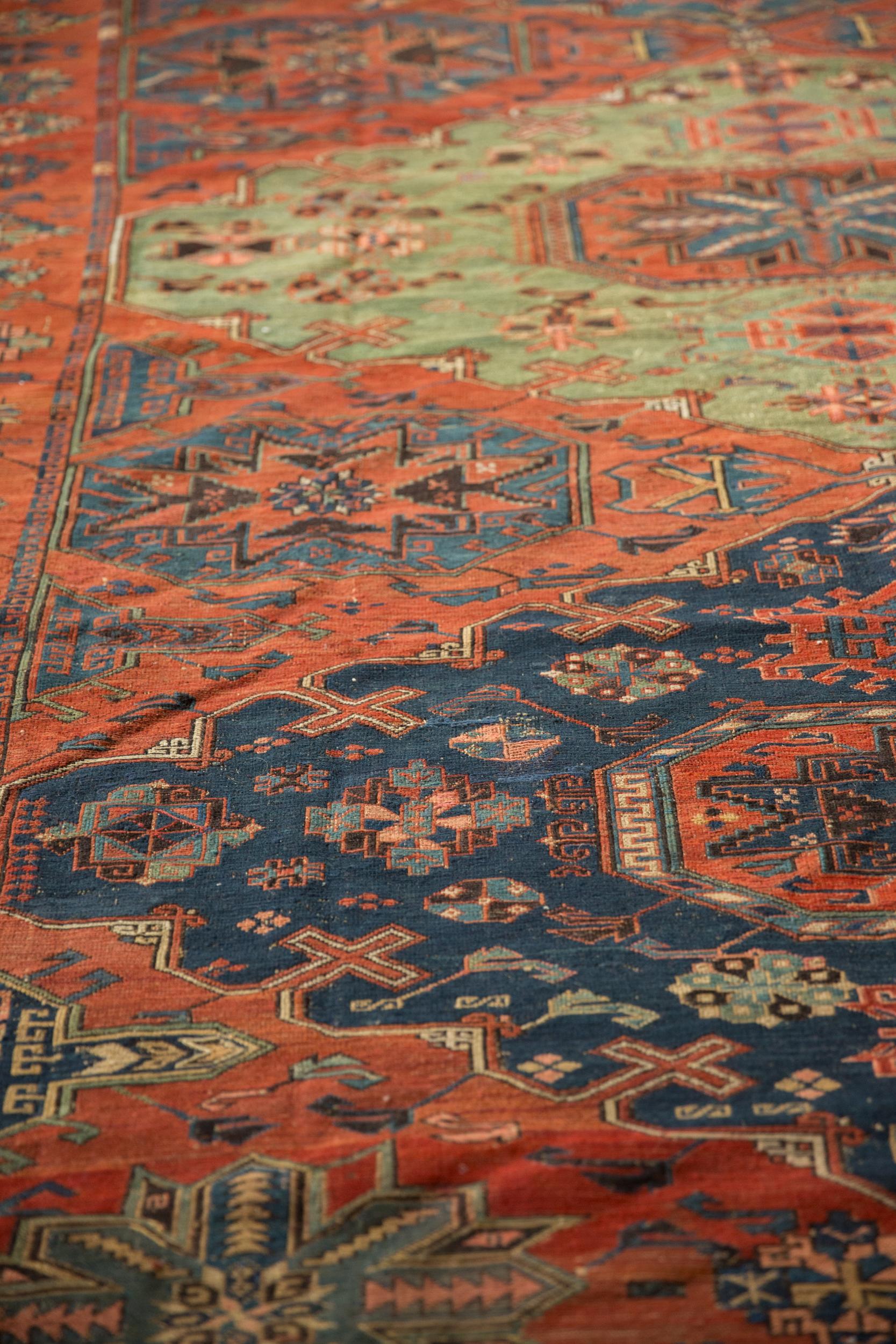 Antiker Teppich im Soumac-Design im Angebot 4