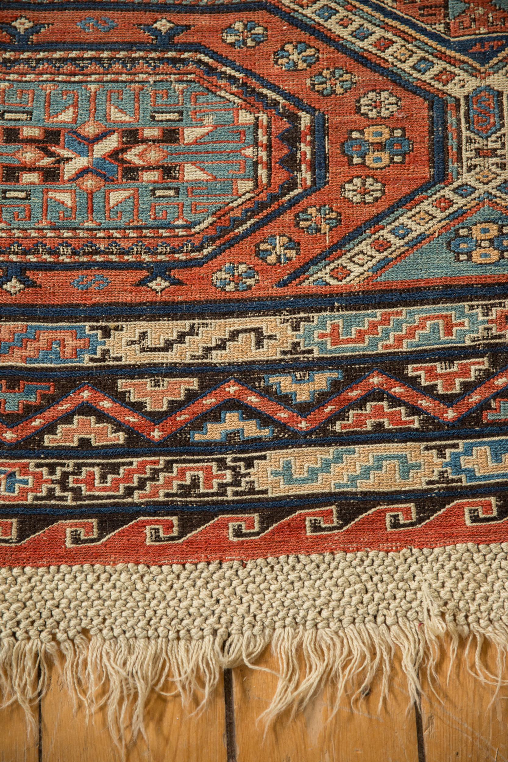 Tappeto antico di design Soumac in vendita 1