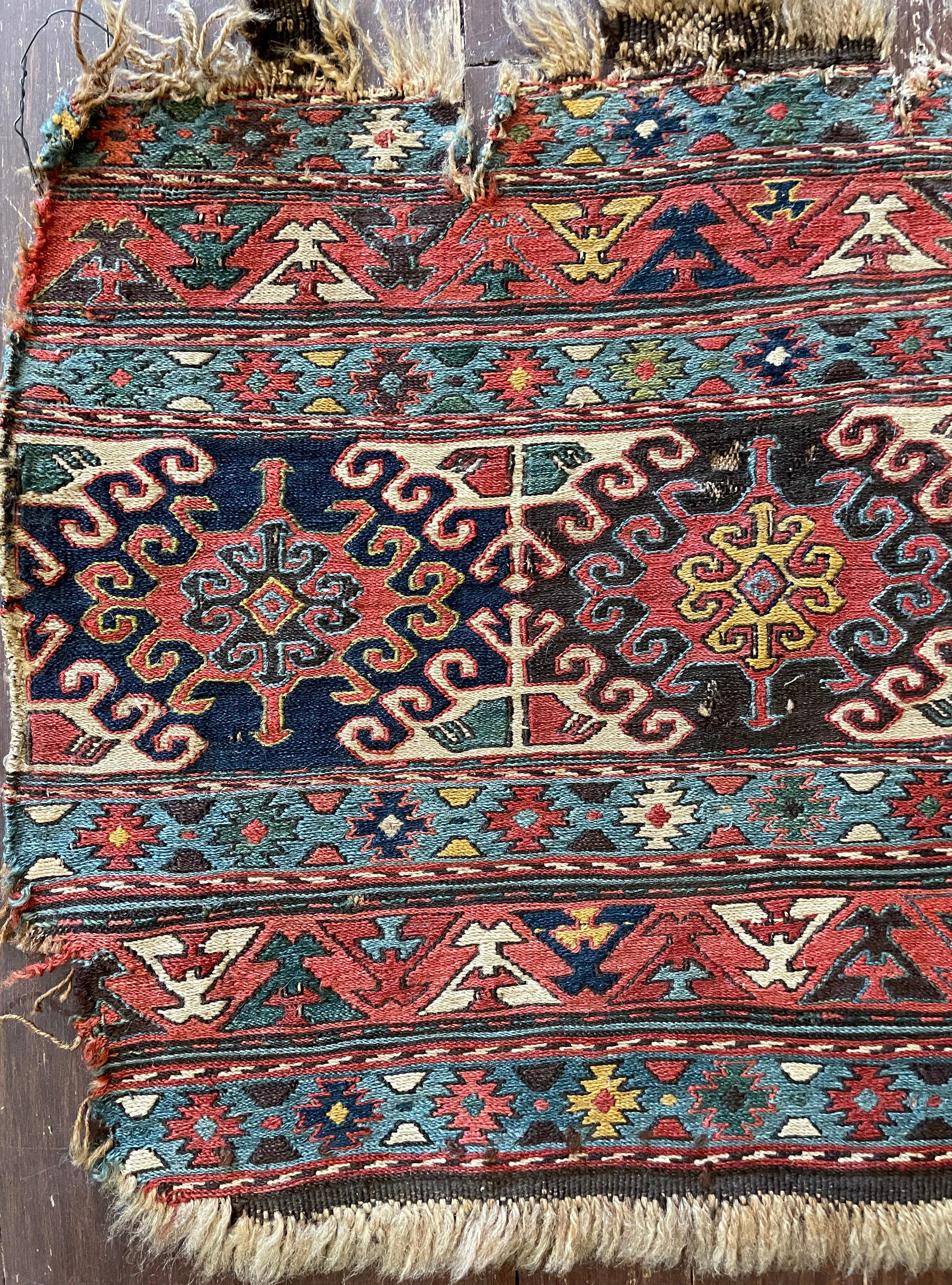 Antiker Soumak Kaukasischer Kilim Teppich/Tasche, um 1870 AS IS (19. Jahrhundert) im Angebot