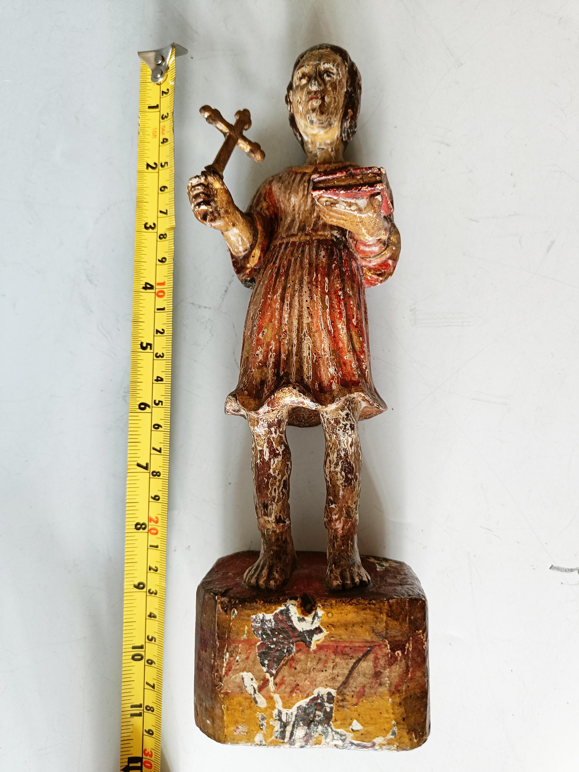 Antike südamerikanische spanische Kolonial-Volkskunst Santos Figur im Zustand „Starke Gebrauchsspuren“ im Angebot in London, GB