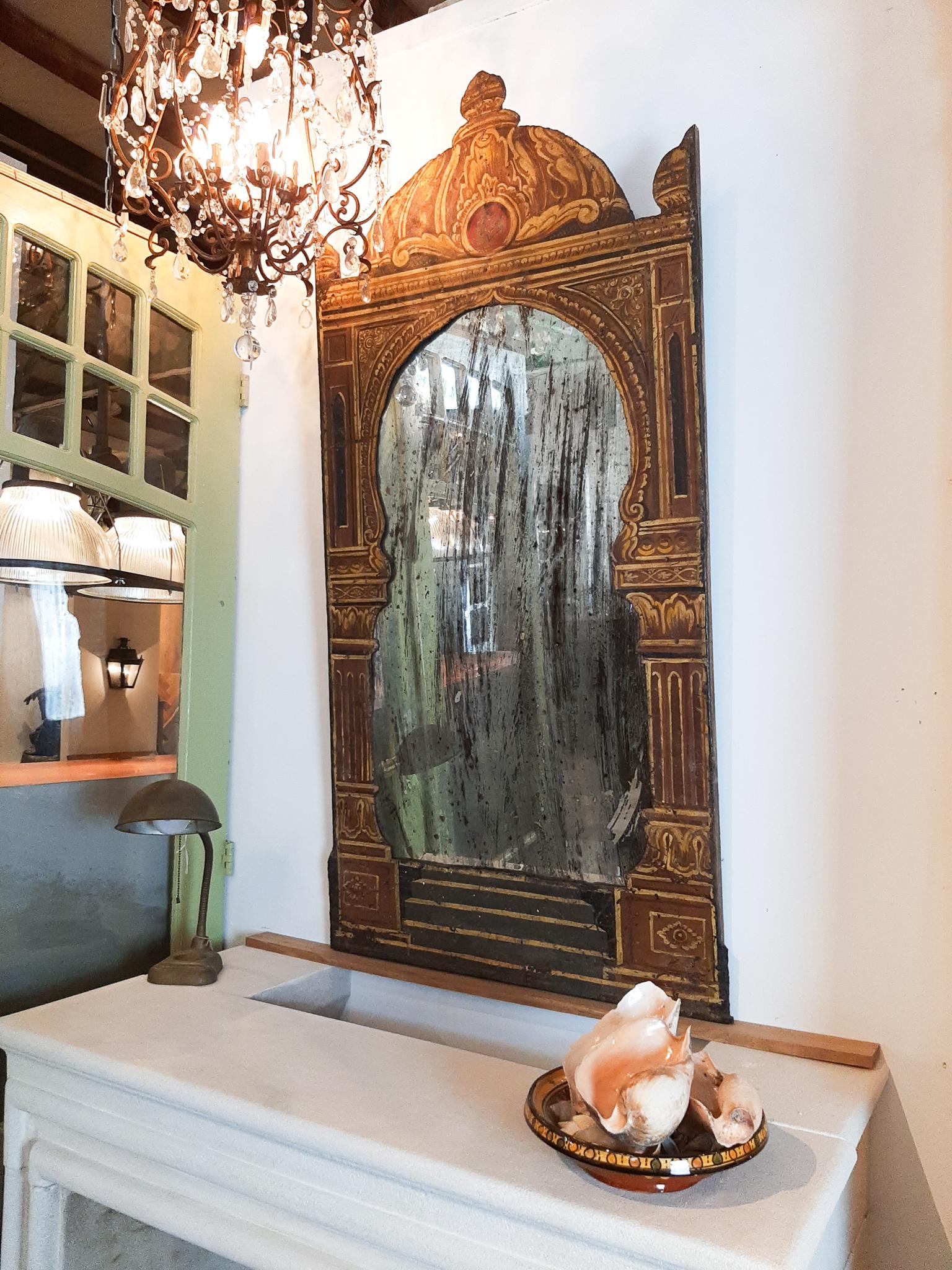 Moresco Antique Mirror del Sud Europa con influenze moresche in vendita