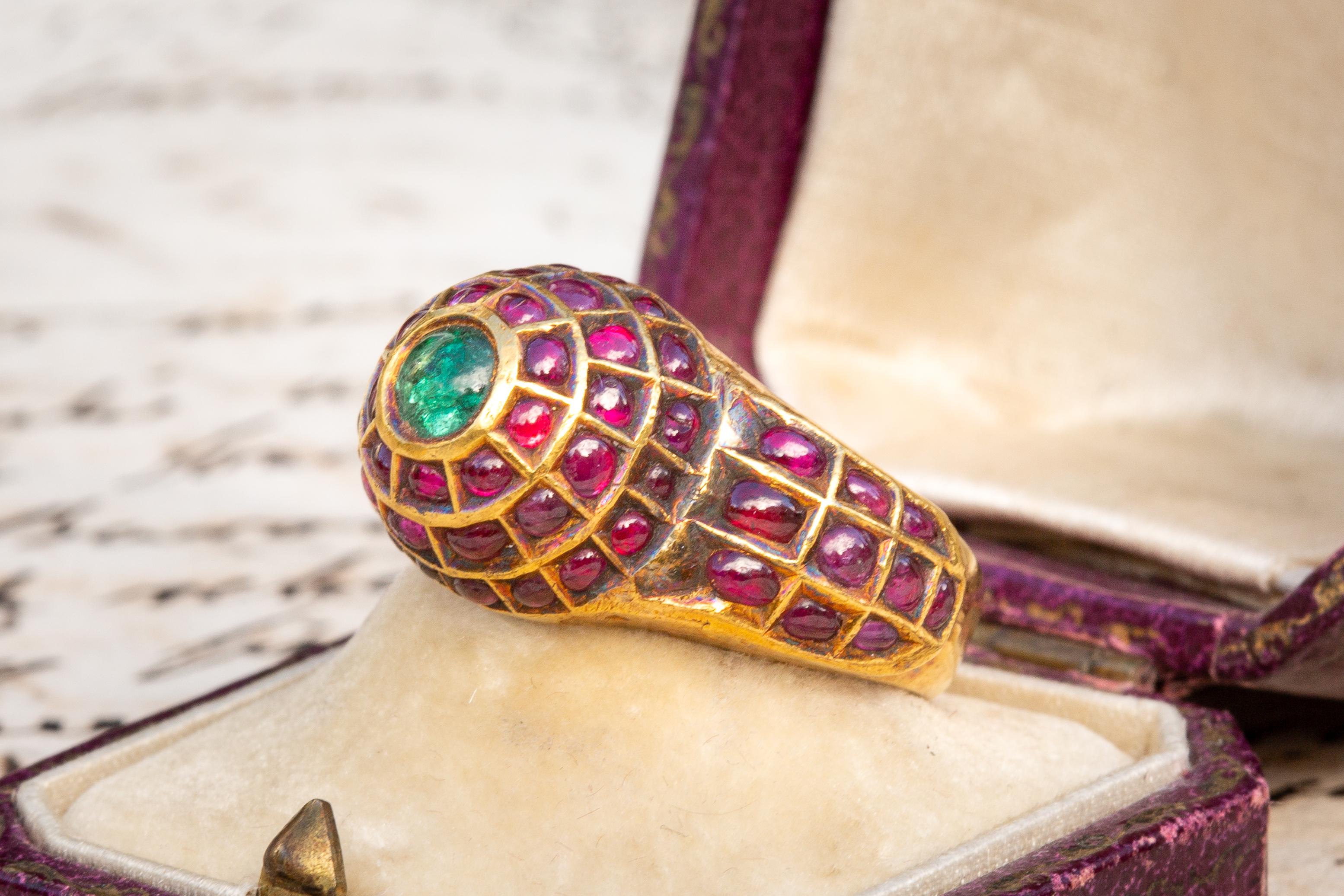 Antique South Indian Heavy 22K Gold Emerald and Ruby Statement Ring Mughal 9