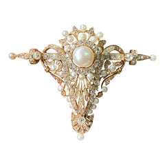 Broche ancienne des mers du Sud et des diamants