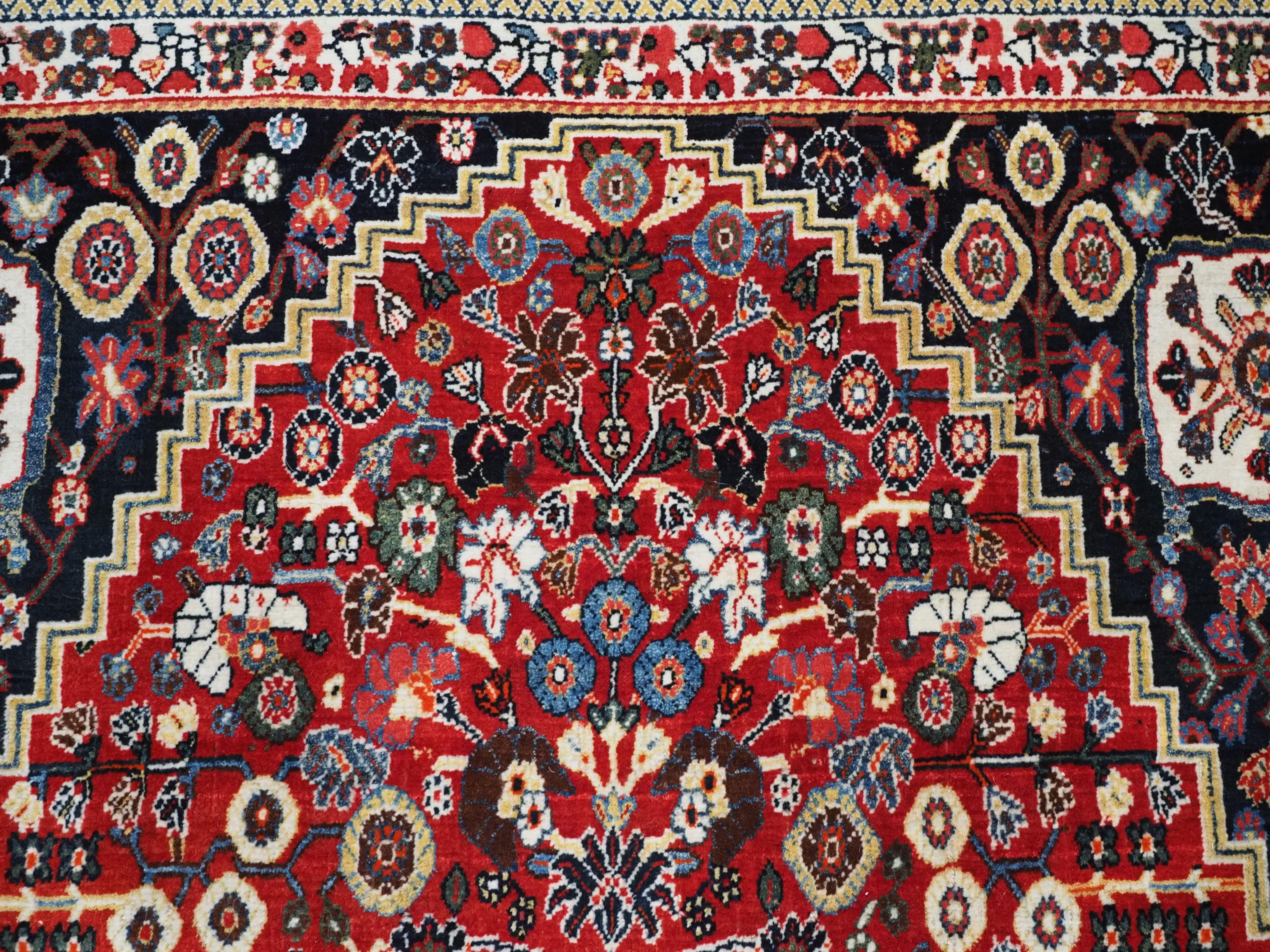Antique  Kashkuli Qashqai rug with millefleur prayer design.   For Sale 4