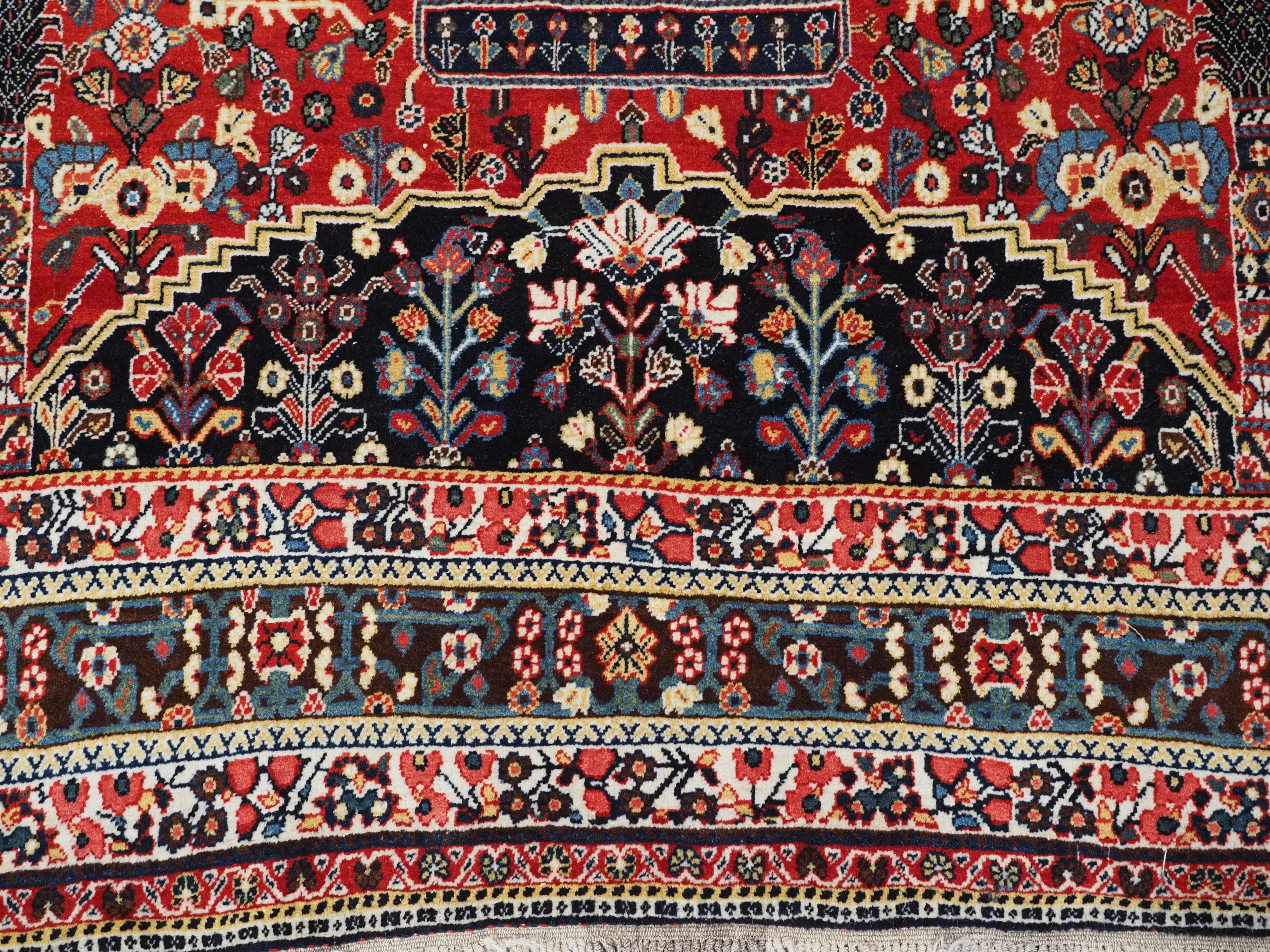 Antique  Kashkuli Qashqai rug with millefleur prayer design. For Sale 8