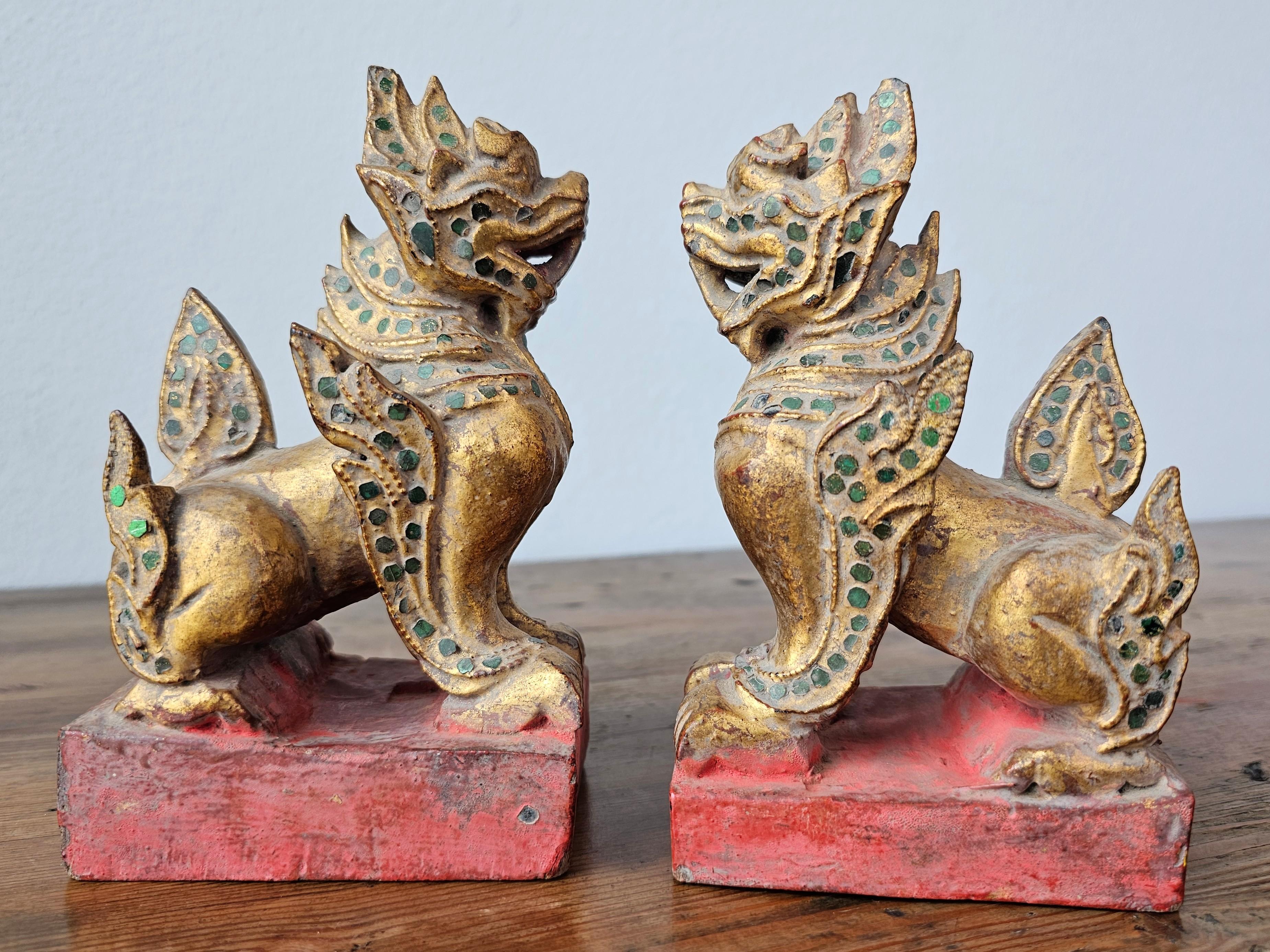 Antique Southeast Asian Burmese Jeweled Carved Qilin Foo Lion Figure Statue Pair In Good Condition For Sale In Forney, TX