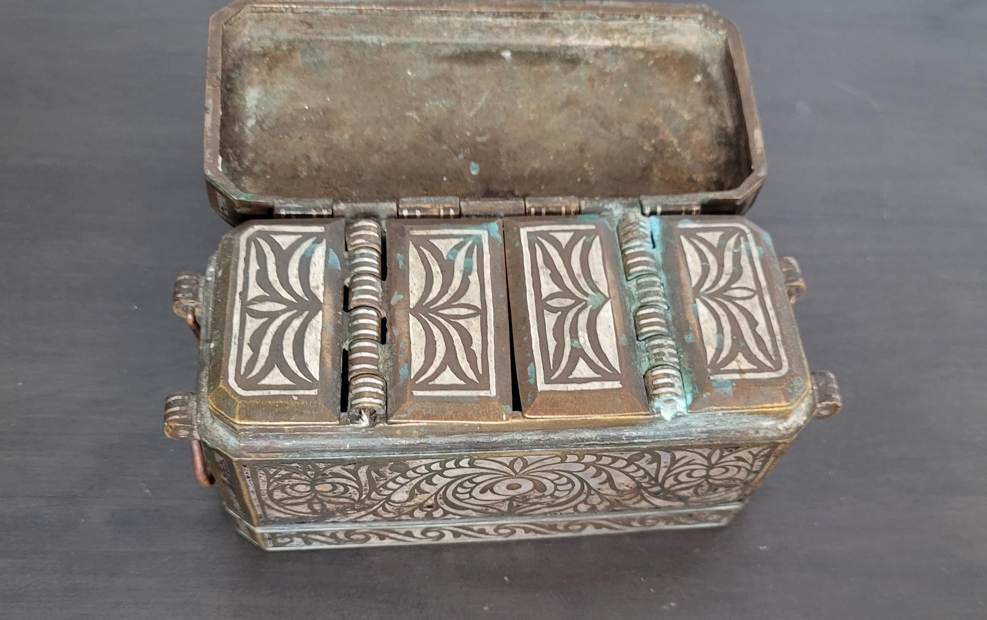 Antique Southeast Asian Filipino Maranao Silver Inlaid Brass Betel Nut Box For Sale 6