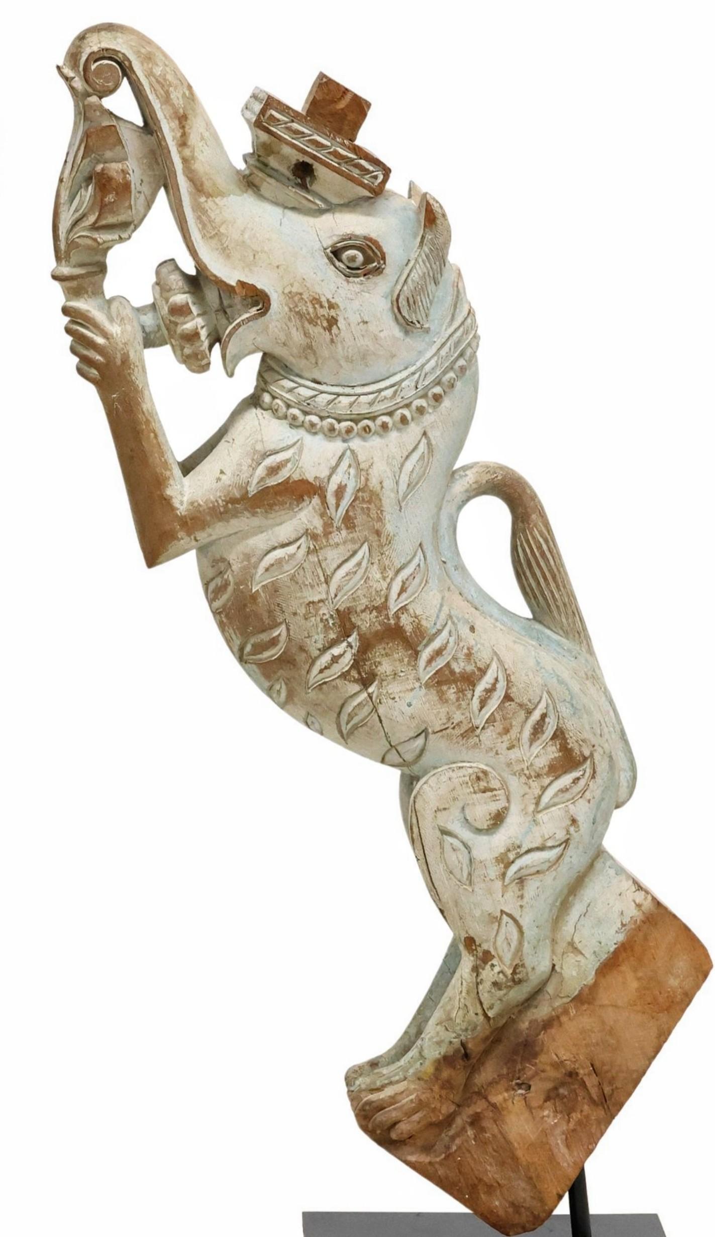 Antique Southeast Asian Temple Strut Architectural Ornament Elephant Carving (2) For Sale 2