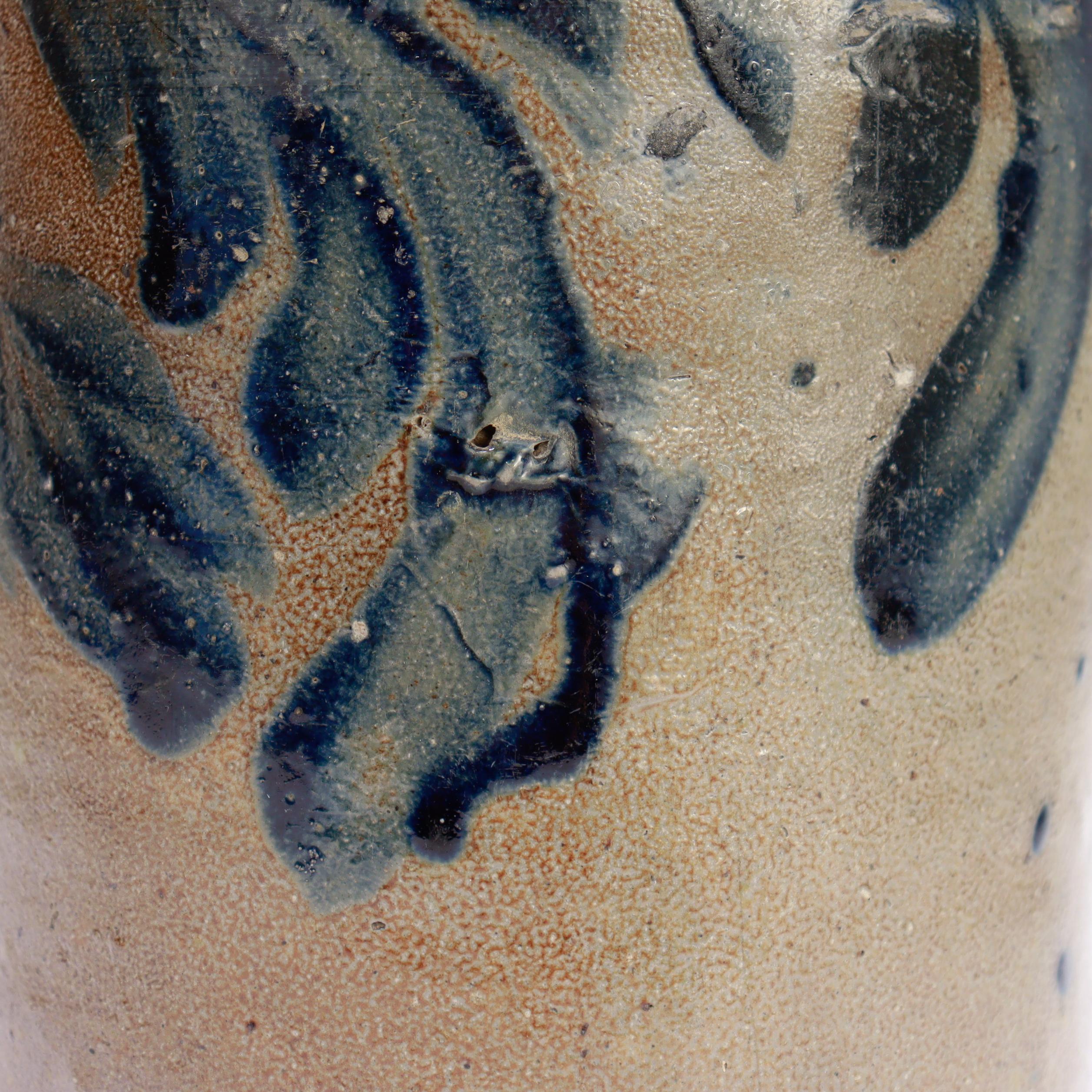 Antike Southern/Mid-Atlantic 1/2 Gal blau dekoriert Salz glasiert Steingut Crock im Angebot 6