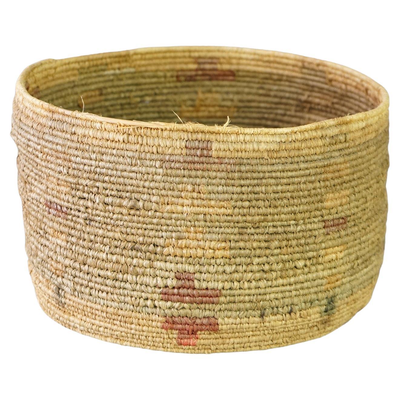 An antique Southwestern Native American Indian Navajo Pima Woven Polychrome Basket Circa 1920

Measures - 9