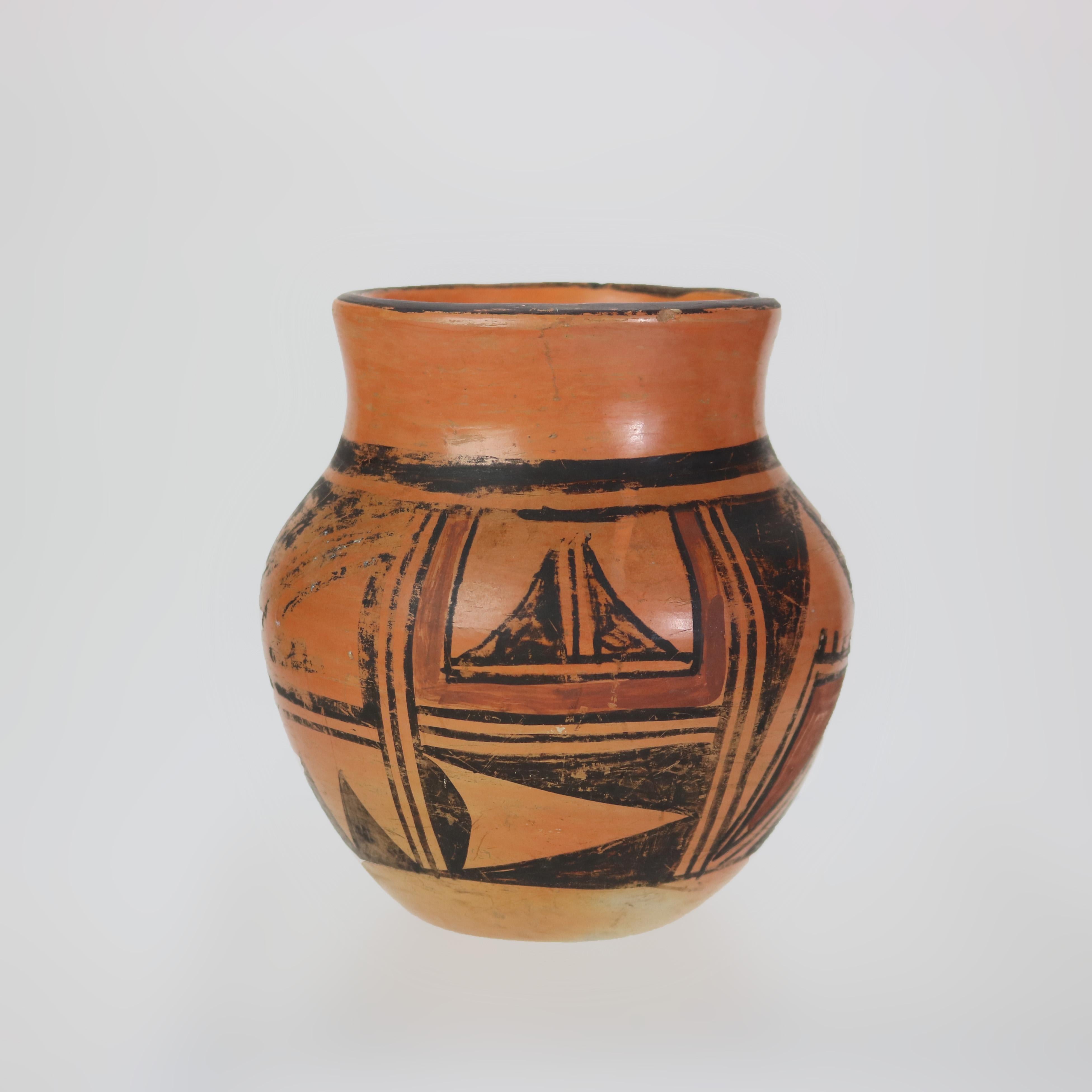 Antique Southwest Natives American Hopi Pottery Vase Signed C1900

Measures - 5.5