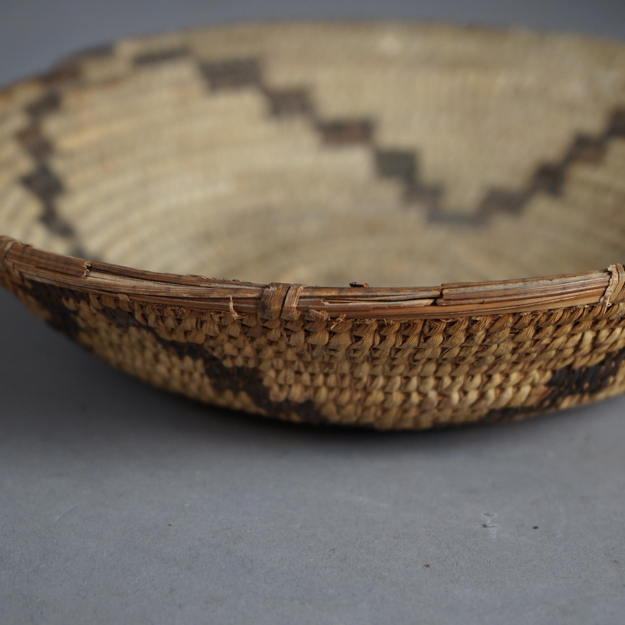20th Century Antique Southwest Navajo Decorated Low Basket Circa 1920 For Sale