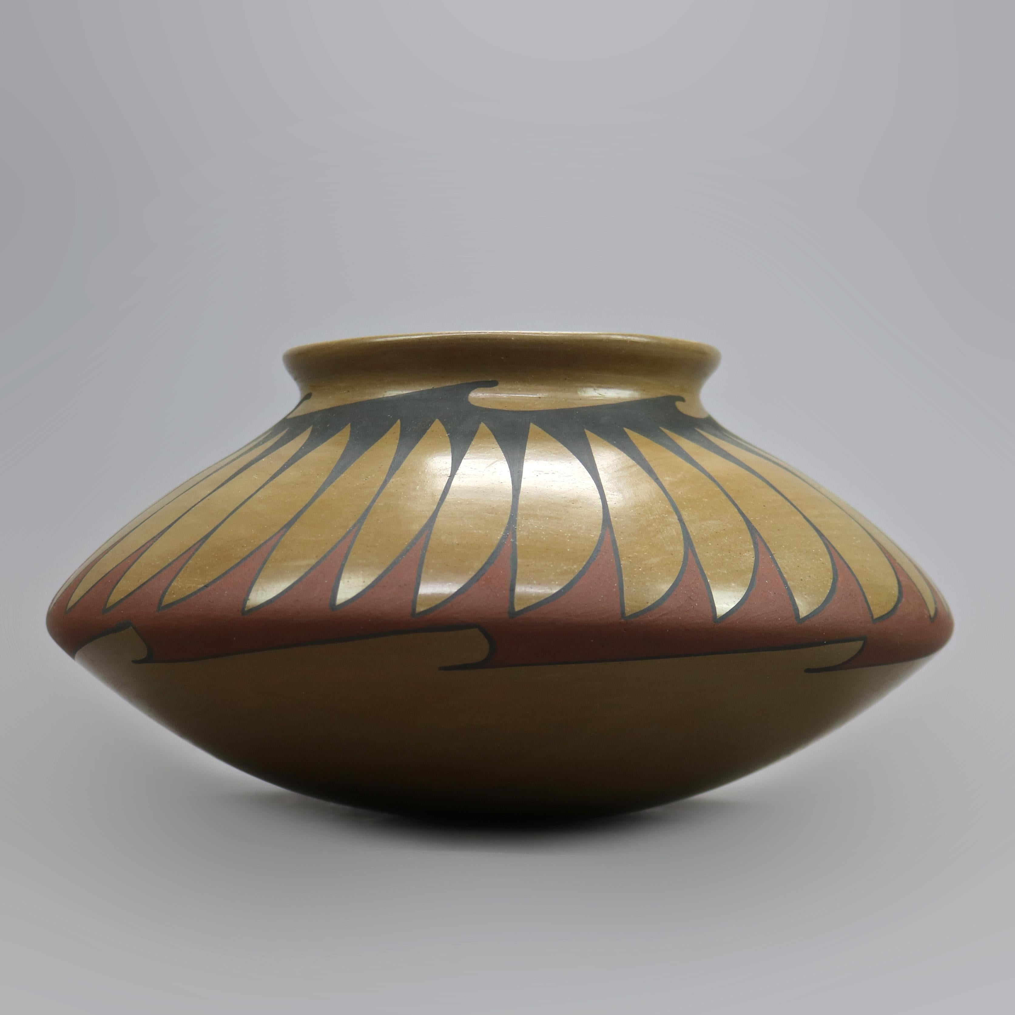 American Antique Mata Ortiz Pottery Vase by R. Silveira, Mexico, 1930s