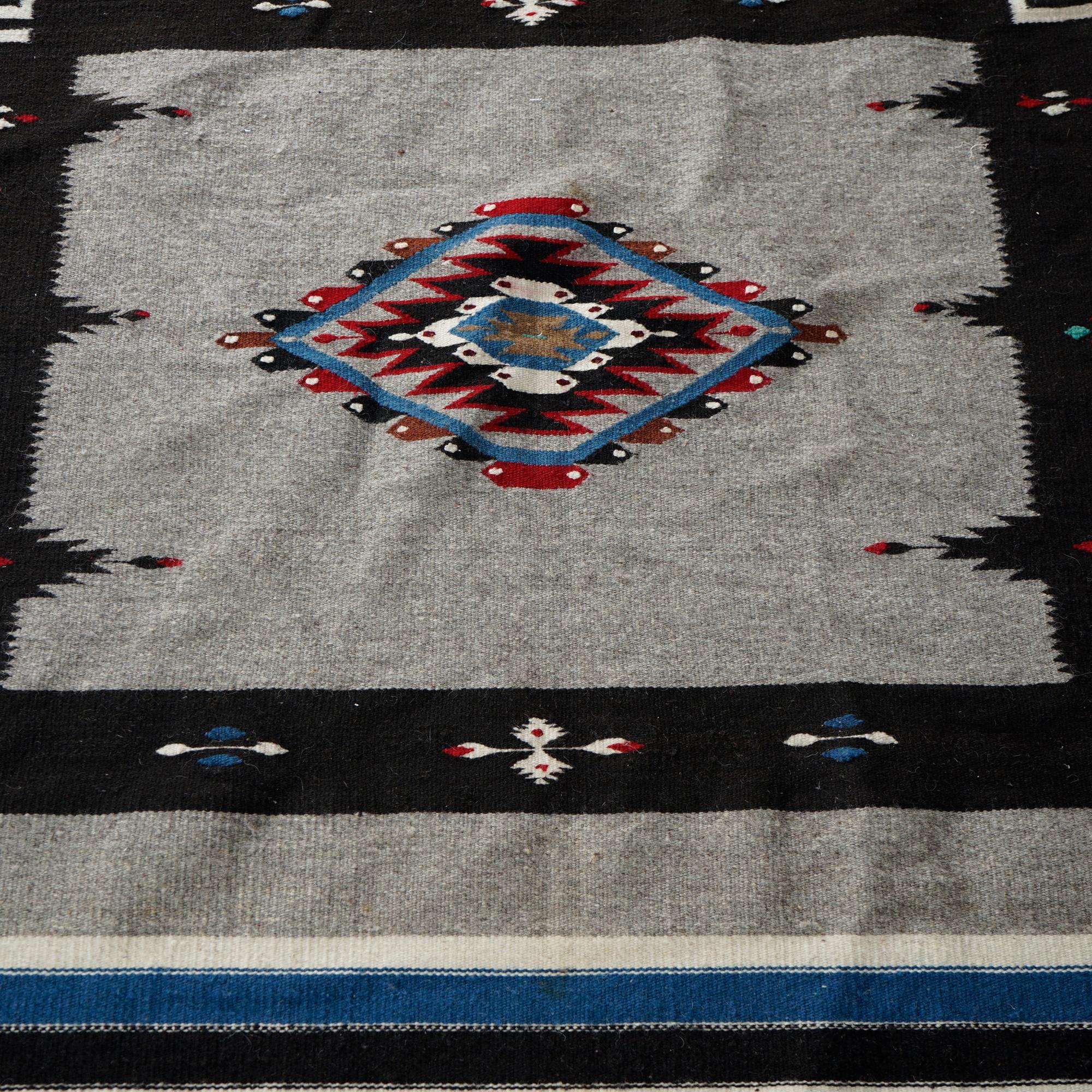 Antique Southwestern American Indian Navajo Style Rug, Circa 1930 In Good Condition In Big Flats, NY