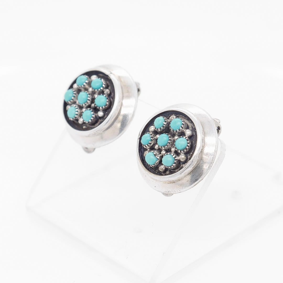 Antique Southwestern Style Sterling Silver & Turquoise Cabochon Clip Earrings In Good Condition For Sale In Philadelphia, PA