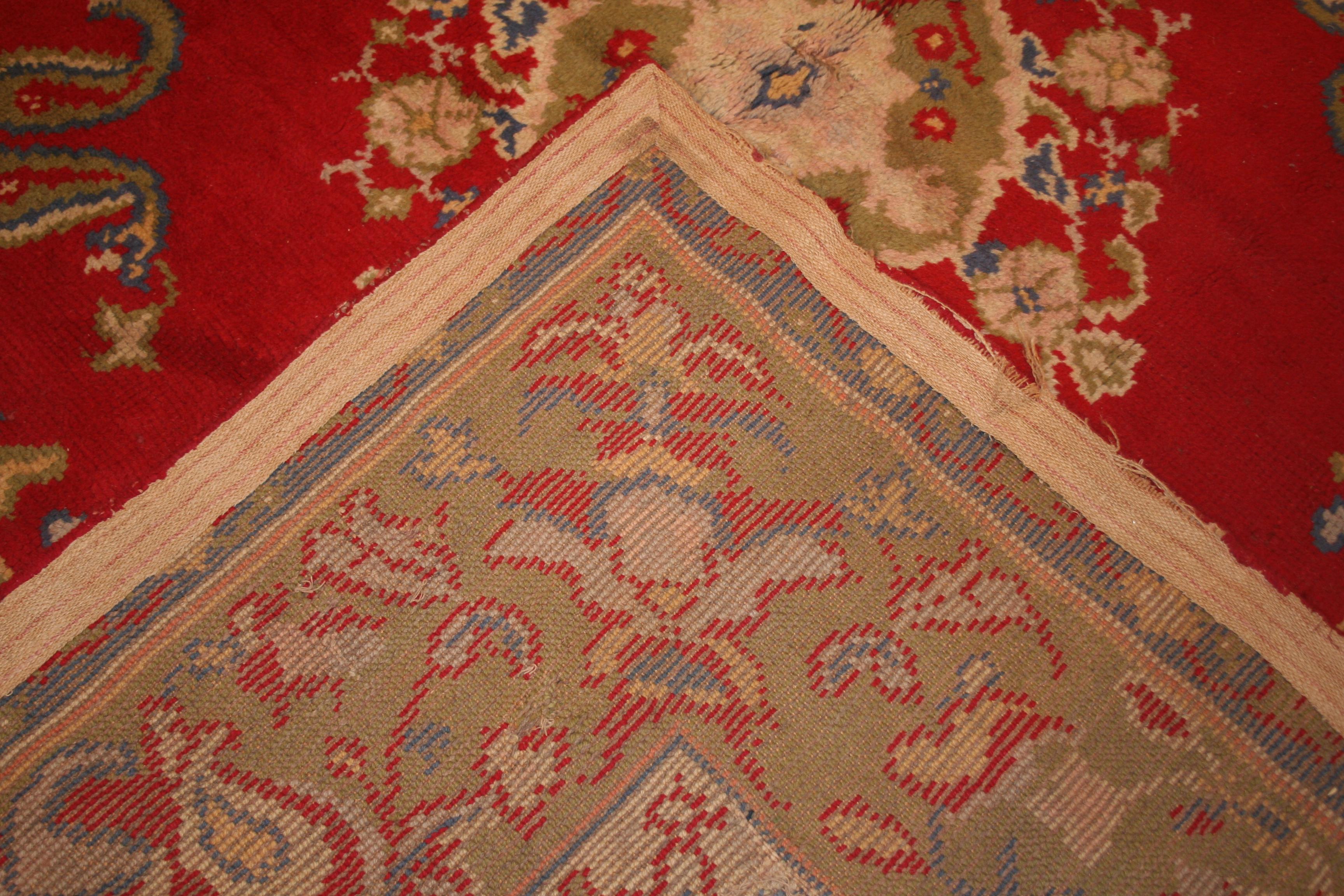 Antiker spanischer, orientalischer, quadratischer Teppich im Art nouveau-Stil (Frühes 20. Jahrhundert) im Angebot