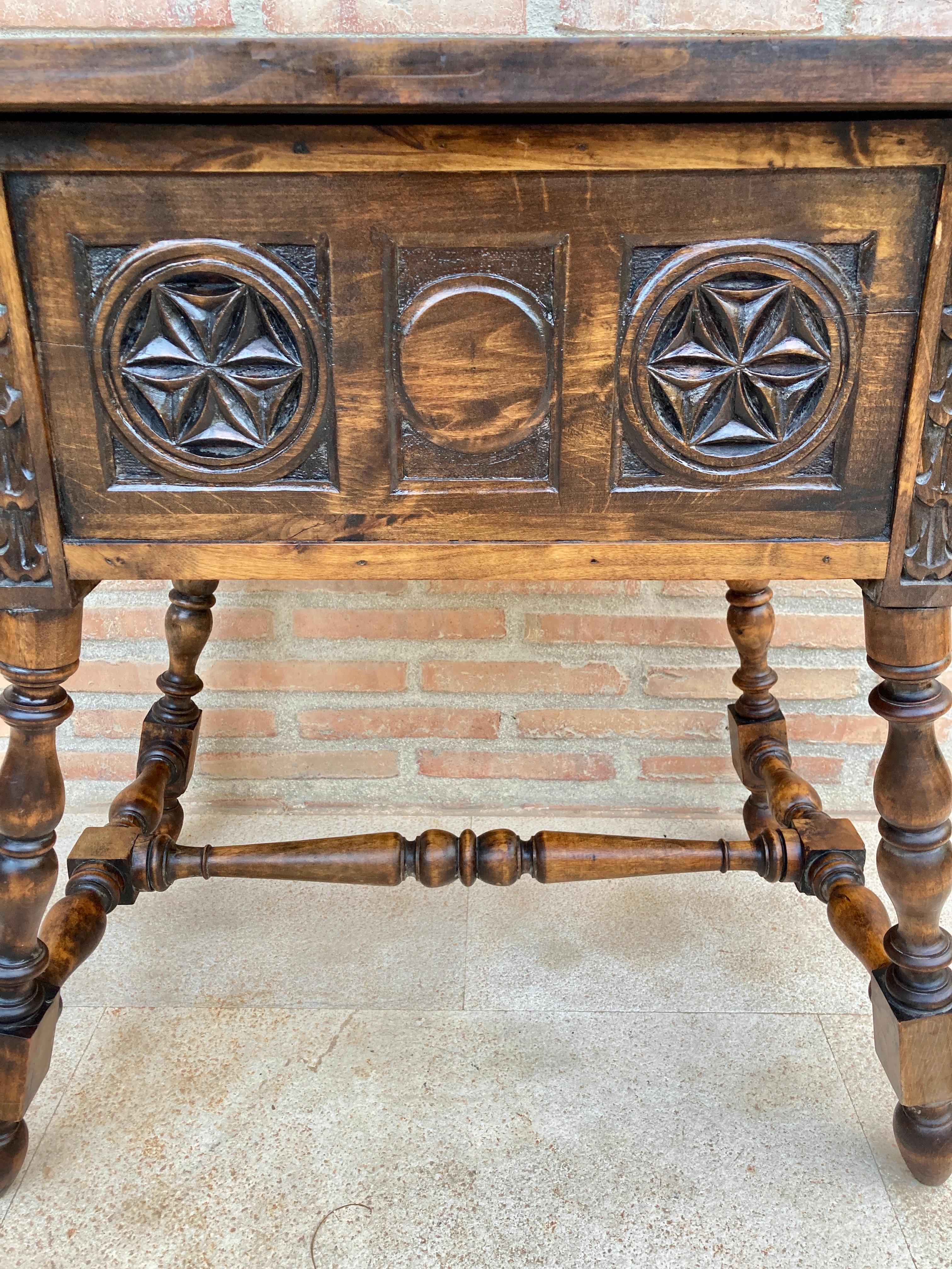 Antique Spanish Baroque Walnut Side Table with Carved Frame, 1890s For Sale 2