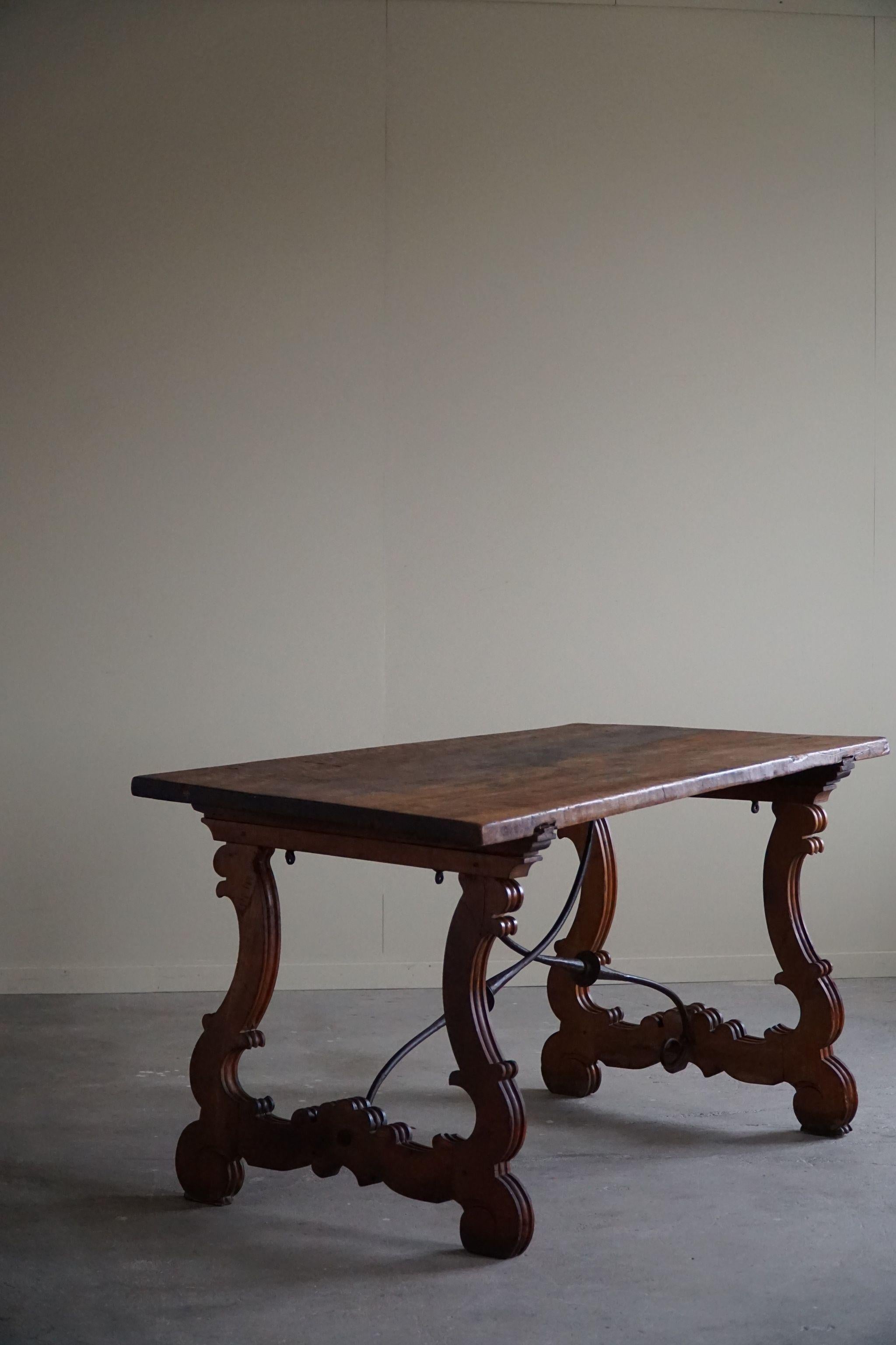 Antique Spanish Brutalist Table in Solid Oak & Wrought Iron, 19th Century For Sale 1