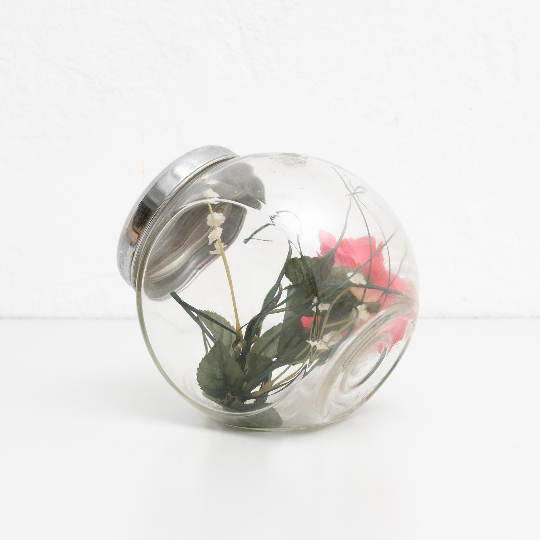 Antique récipient en verre à couvercle espagnol, circa 1950 1