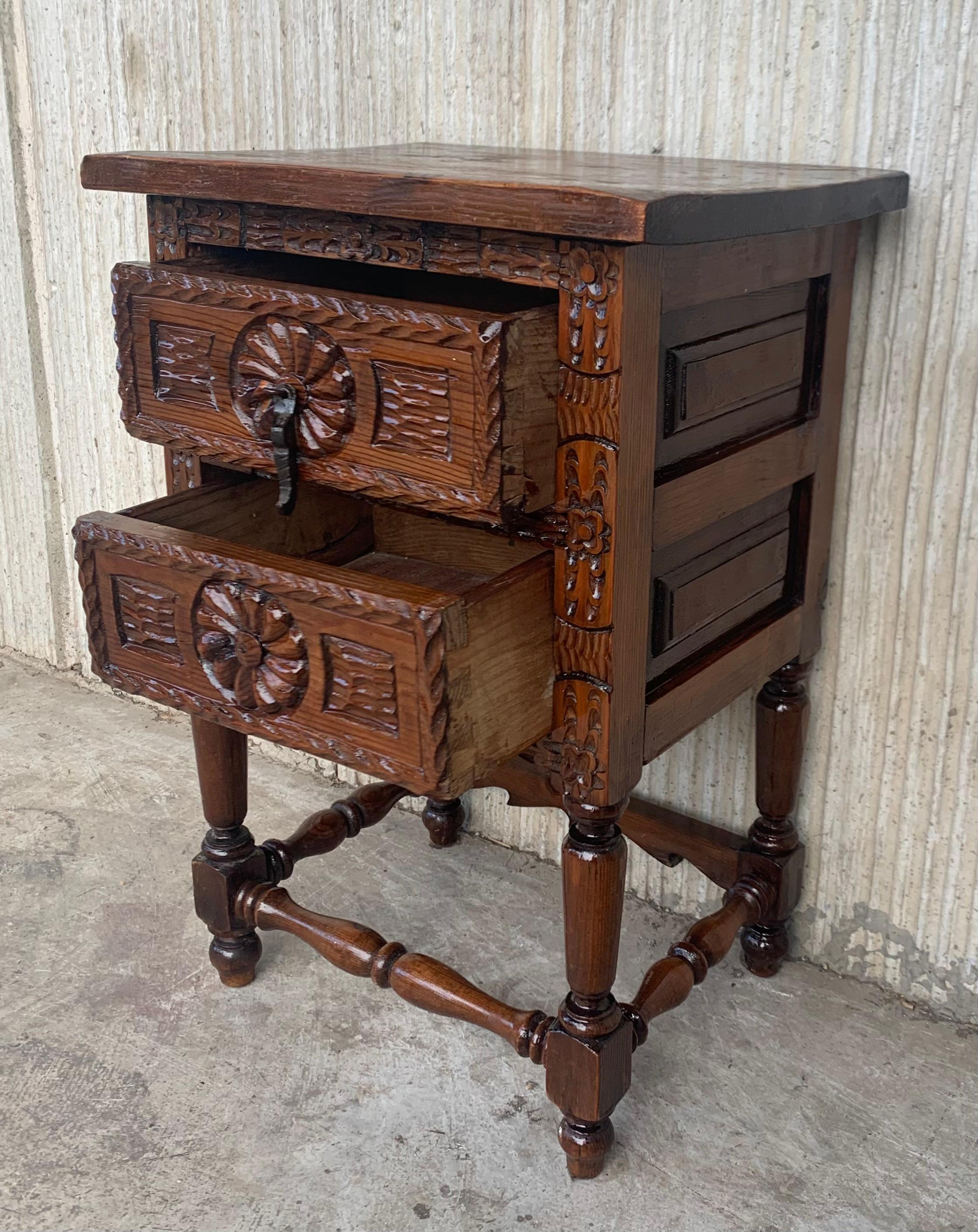 Baroque Antique Spanish Carved Walnut End Table or Nightstand with 2 Drawers For Sale