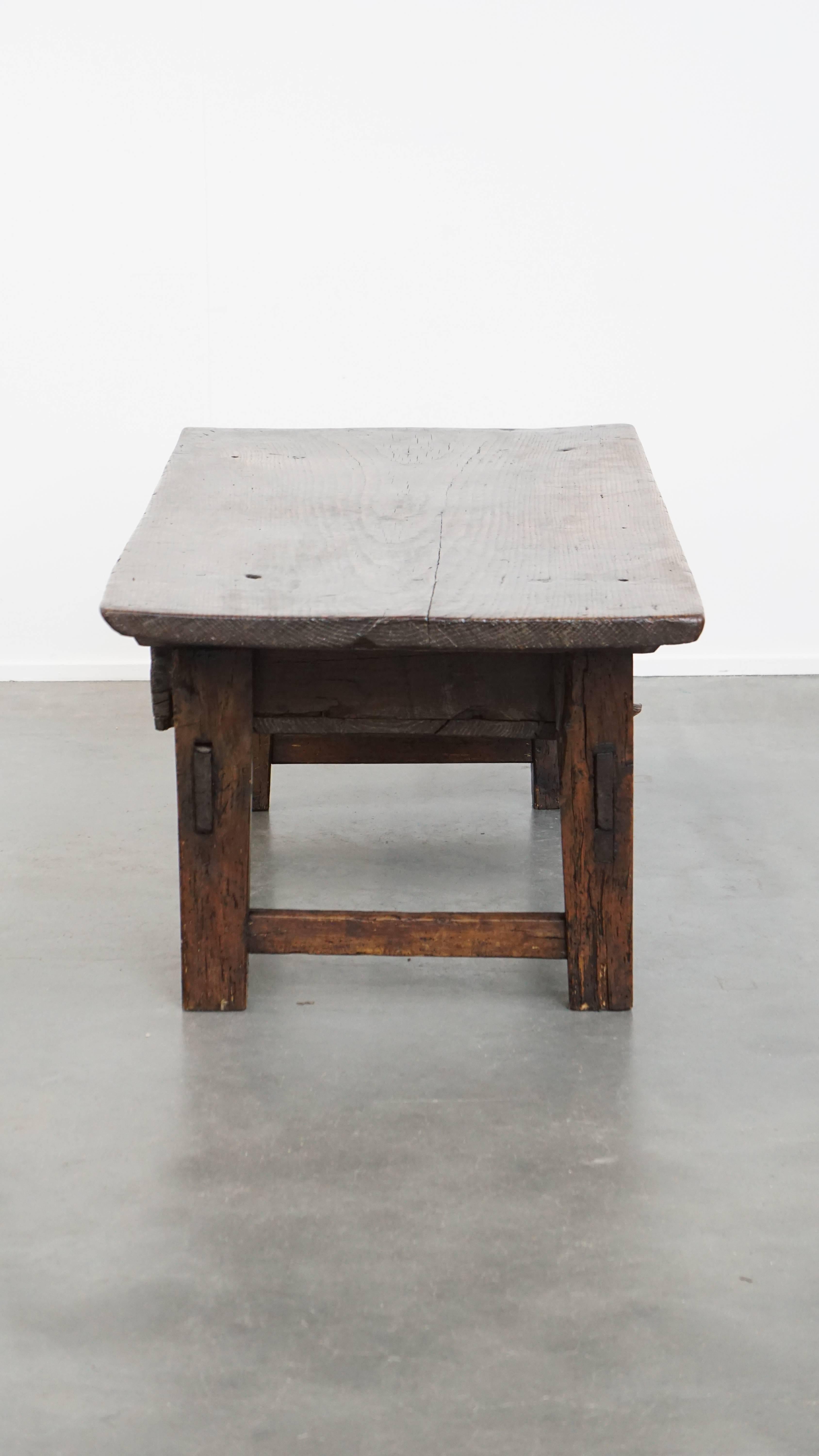 Classical Roman Antique Spanish Coffee Table from the 17th Century with Two Drawers For Sale