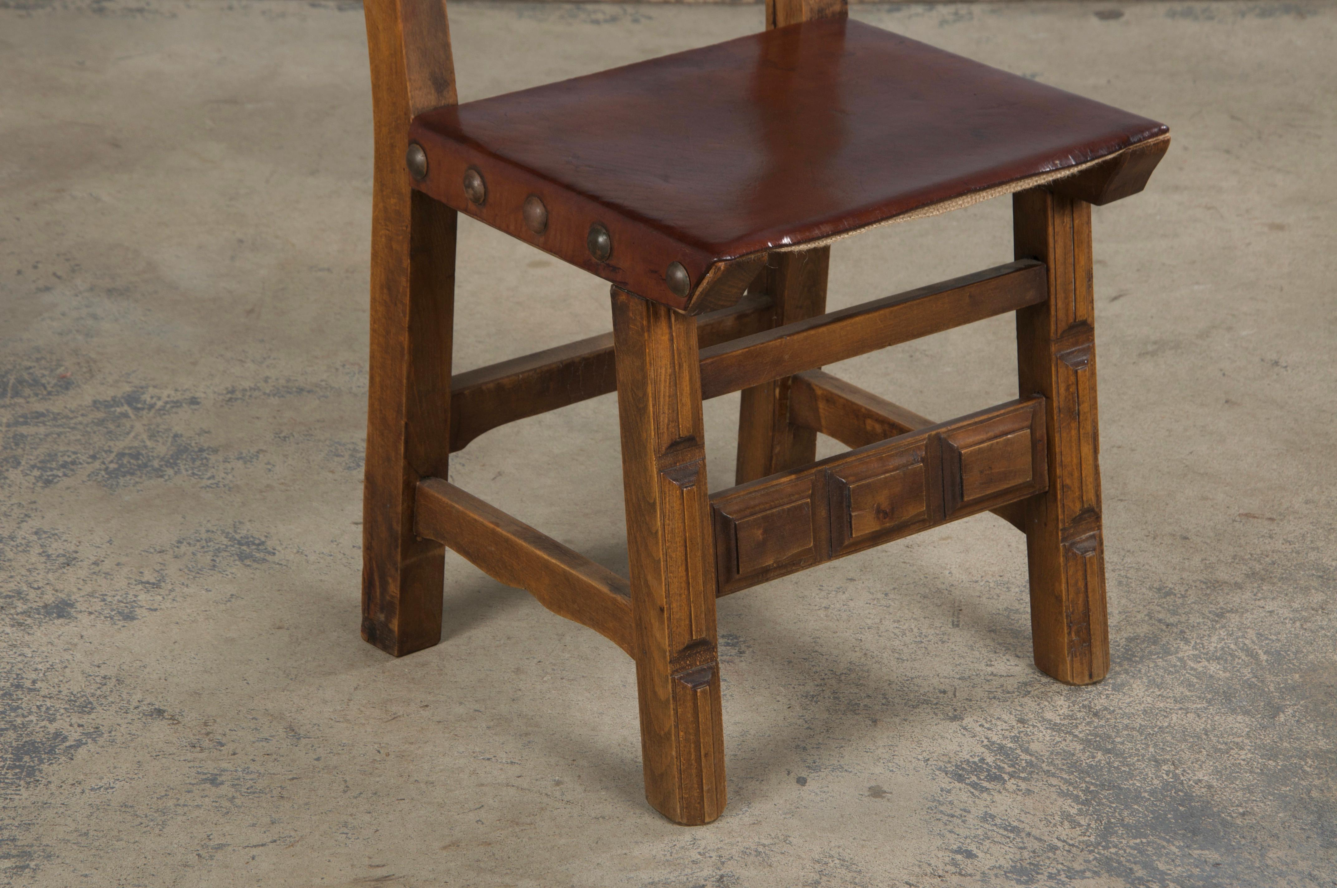 Antique Spanish Colonial Oak Dining Chairs W/ Brown Leather - Set of 8 For Sale 5