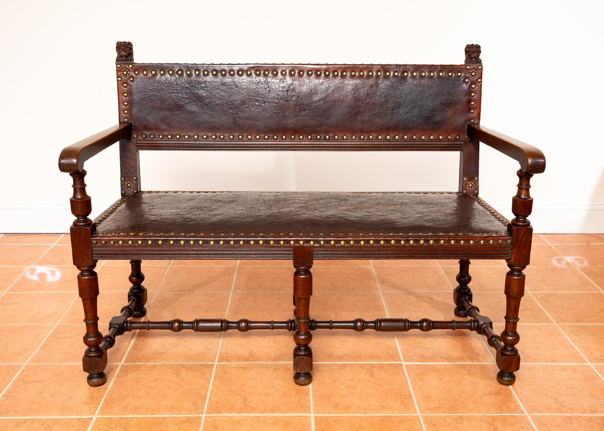 Antique Spanish Colonial Oak Leather Bench Country House Studded Brass Baronial In Good Condition For Sale In London, GB