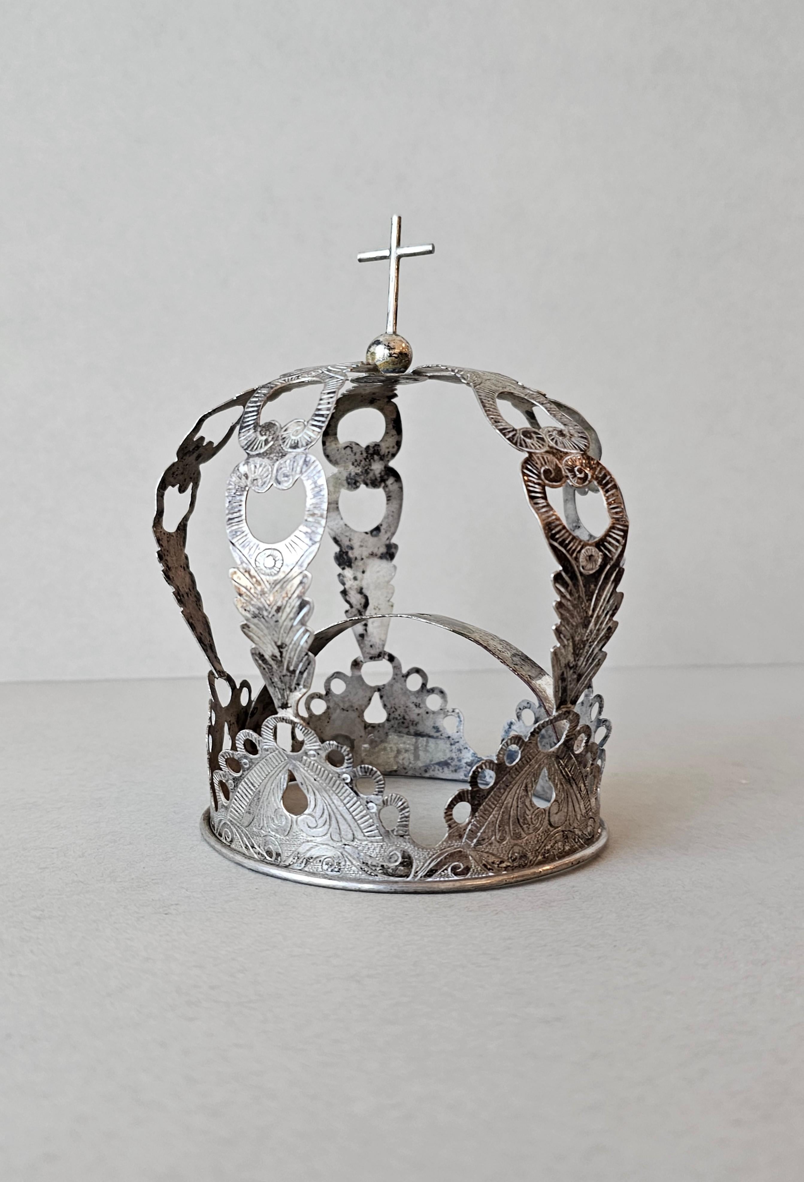 Antique Spanish Colonial Silver Santo Crown  For Sale 14