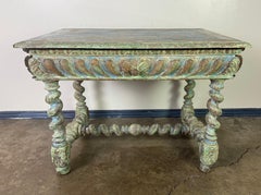 Antigua Mesa de Escribir Tallada de Estilo Colonial Español con Cajón
