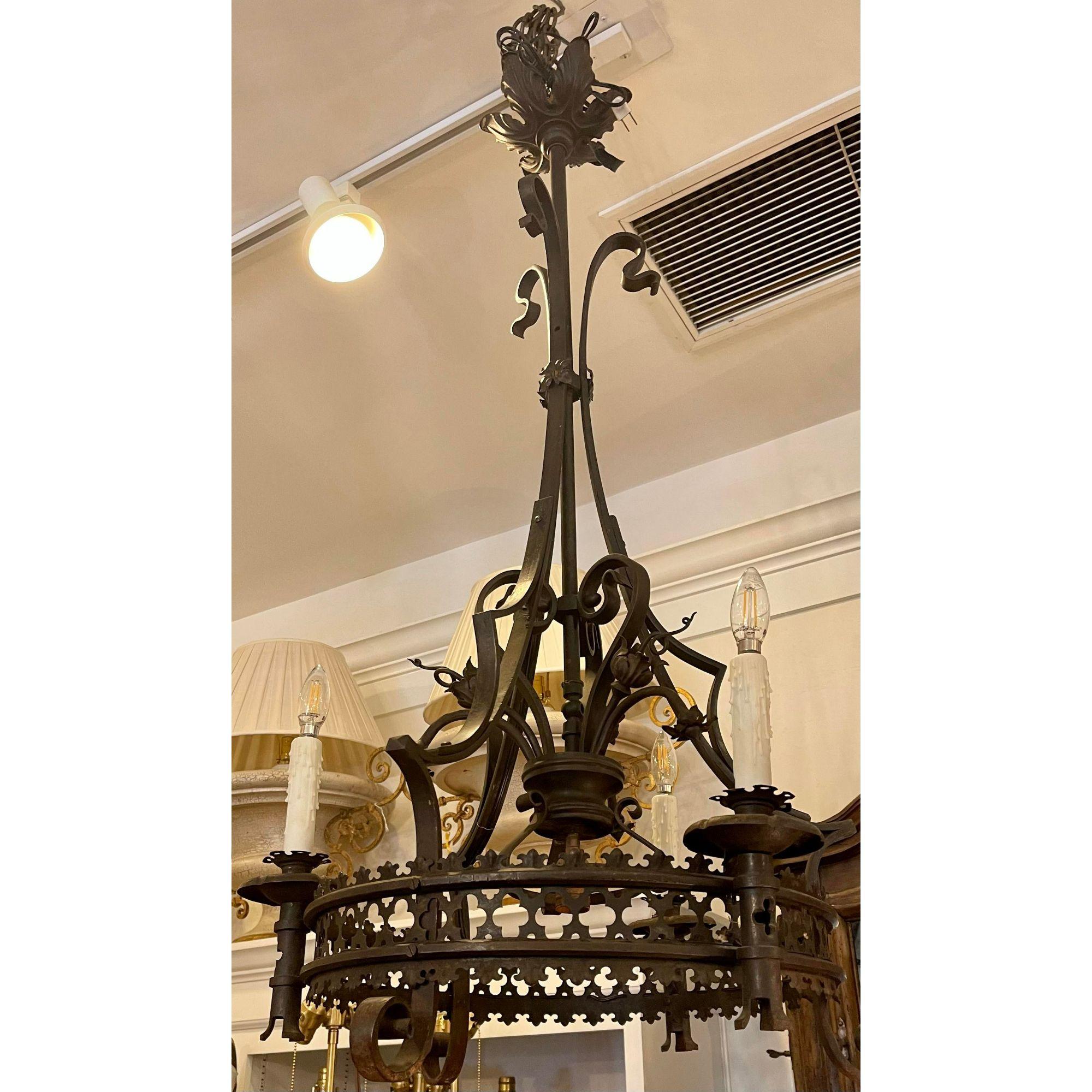 Antique Spanish Colonial Wrought Iron Chandelier In Good Condition For Sale In LOS ANGELES, CA