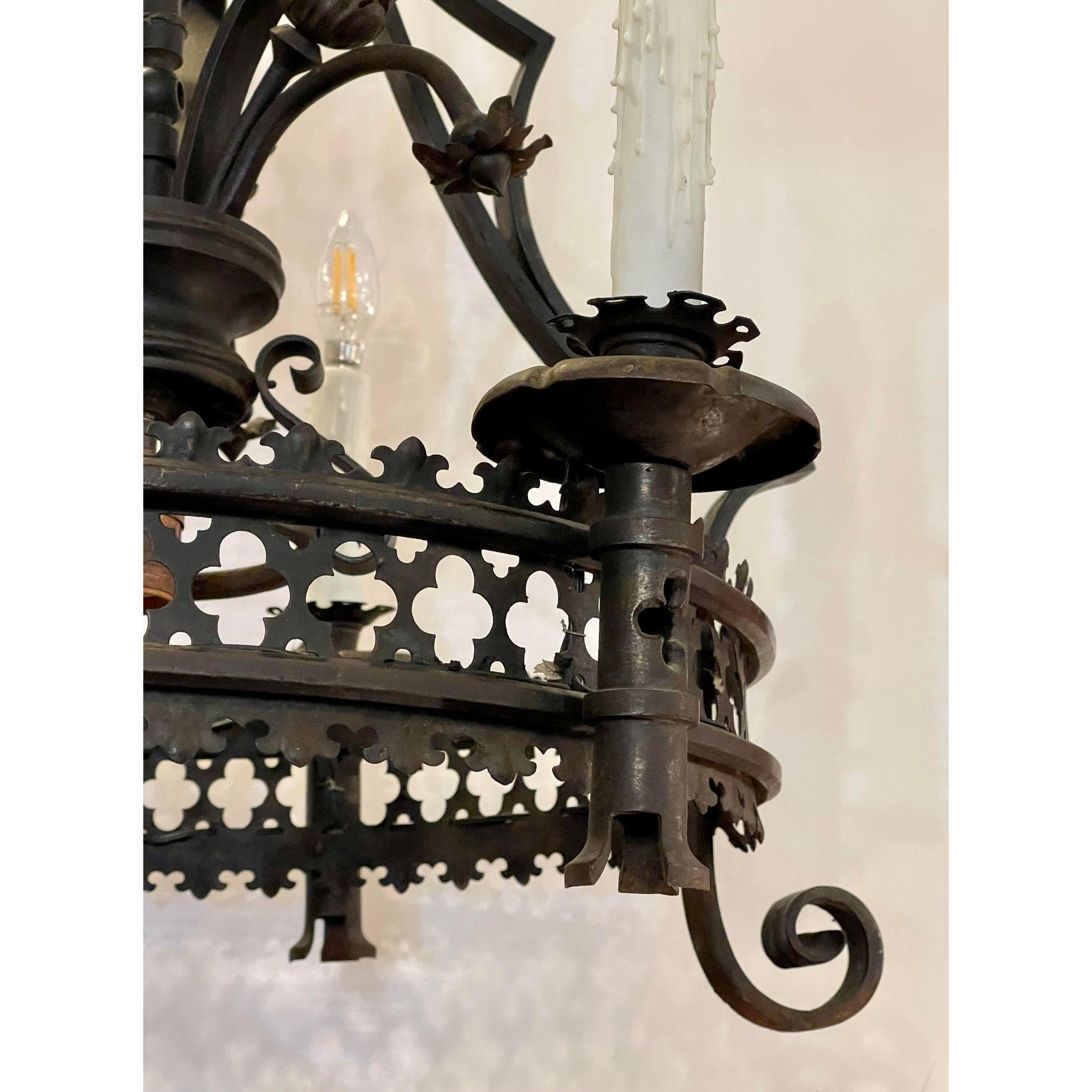 Antique Spanish Colonial Wrought Iron Chandelier For Sale 4