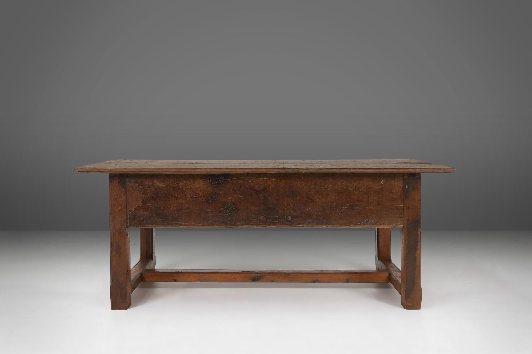 Antique Spanish console table in oak wood, with 2 large drawers from the 18th ce For Sale 10