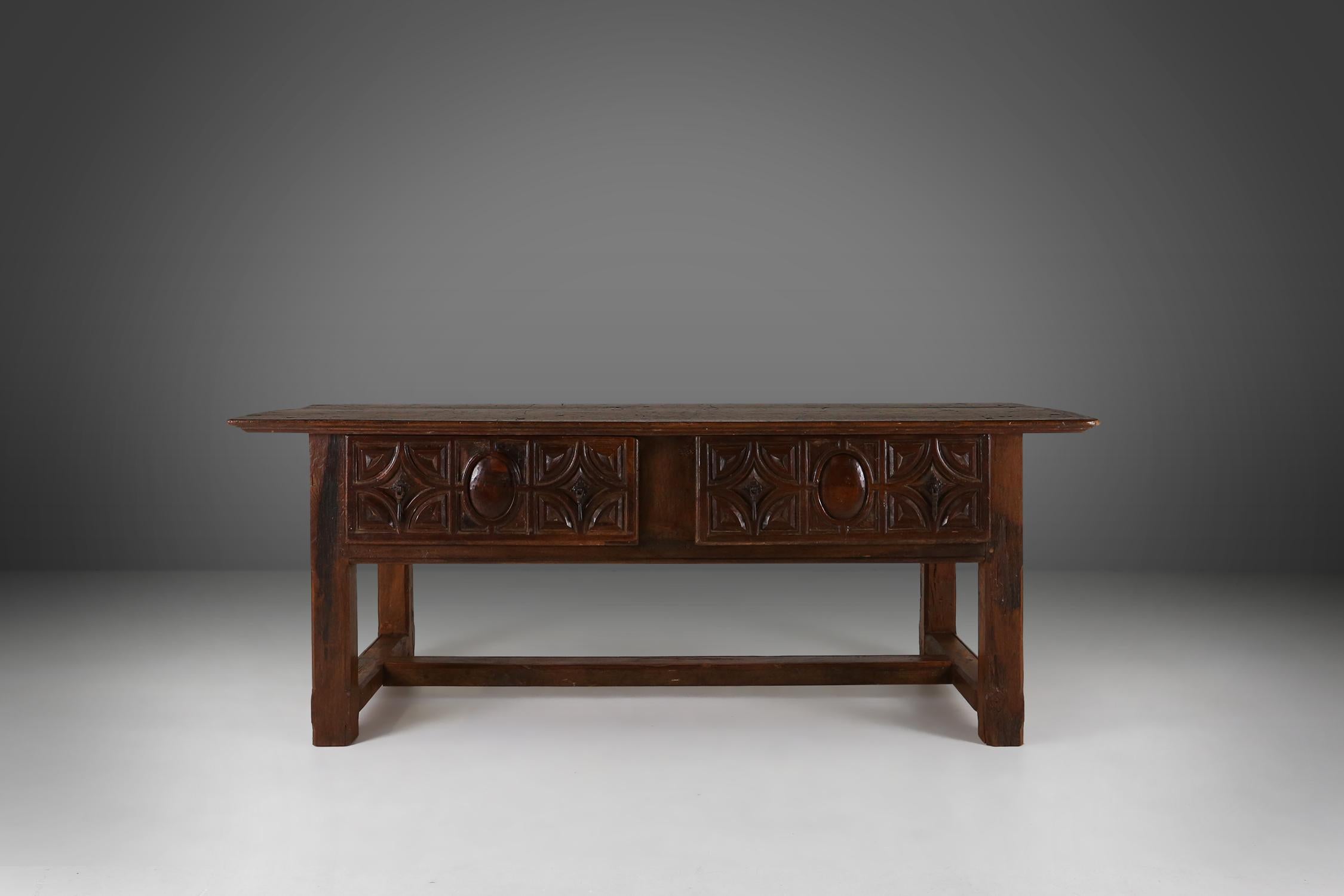 Antique Spanish console table in oak wood, with 2 large drawers from the 18th ce For Sale 11