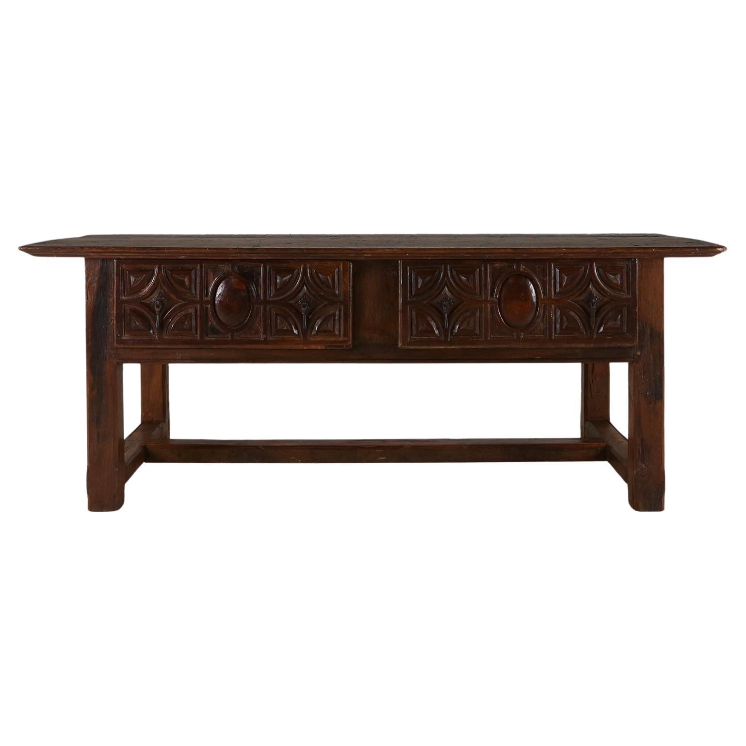 Antique Spanish console table in oak wood, with 2 large drawers from the 18th ce For Sale