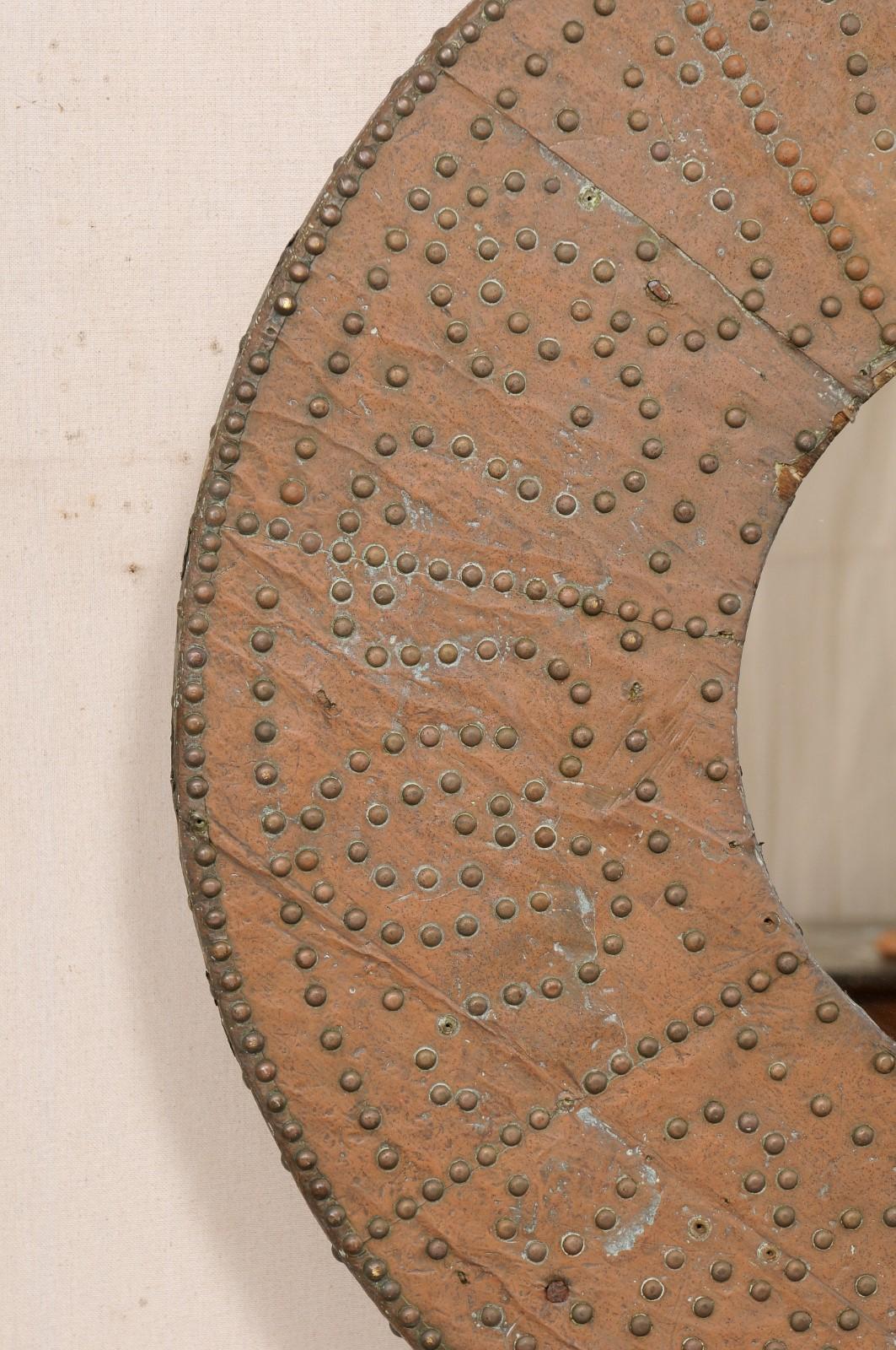 Cuivre Miroir rond espagnol ancien à brasero en cuivre en vente