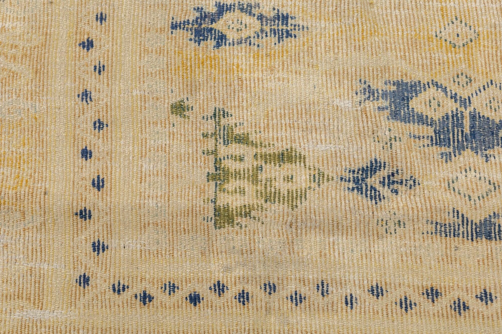 Tapis Cuenca espagnol ancien 6'9'' x 9'9'' en vente 1
