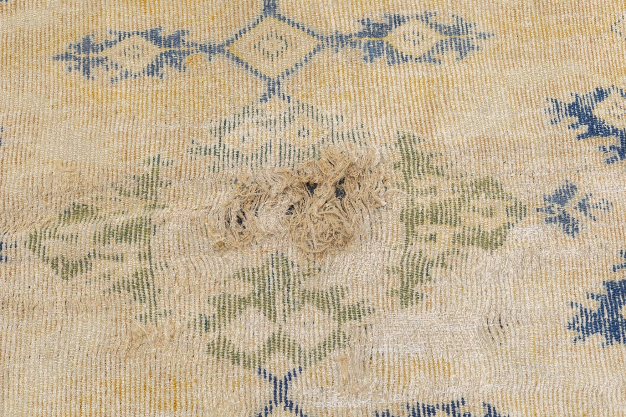 Tapis Cuenca espagnol ancien 6'9'' x 9'9'' en vente 2