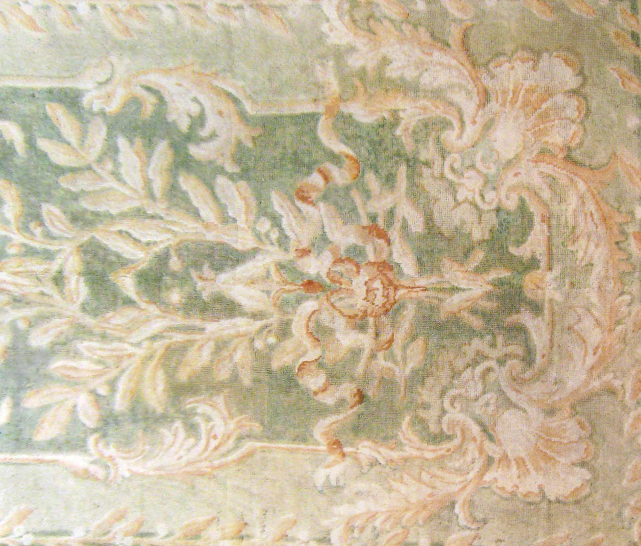green sculptured carpet