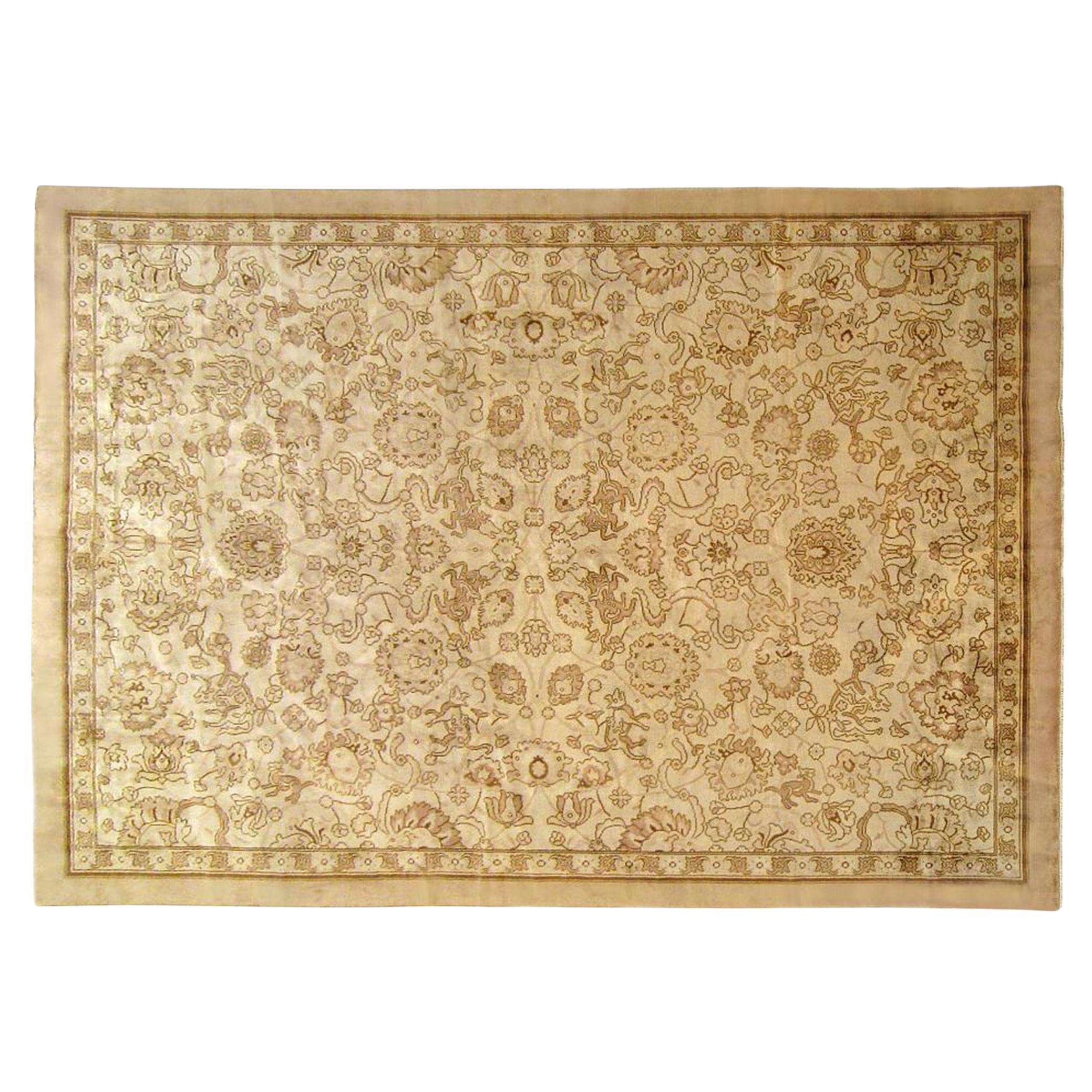 Antiker spanischer dekorativer orientalischer Savonnerie-Teppich in Zimmergröße 