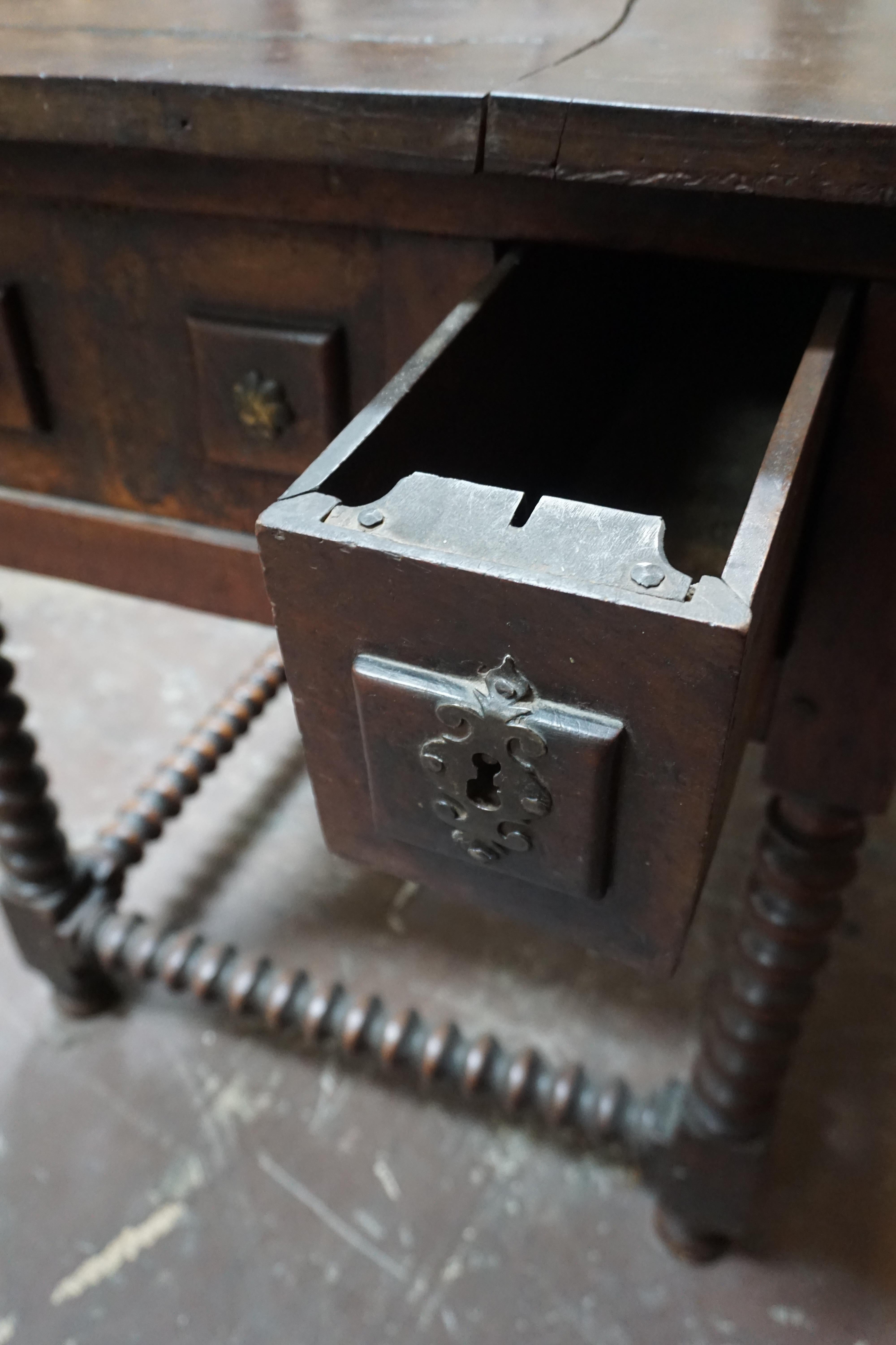 Antique Spanish Desk, circa 1800 In Good Condition In Dallas, TX