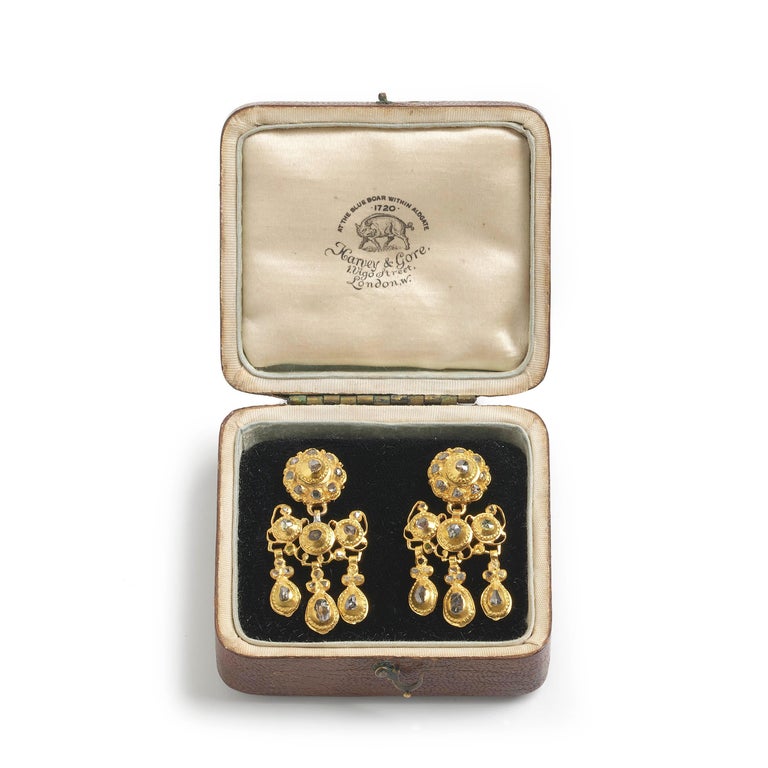 Antique Spanish Diamond and Gold Girandole Earrings, Circa 1780 For
