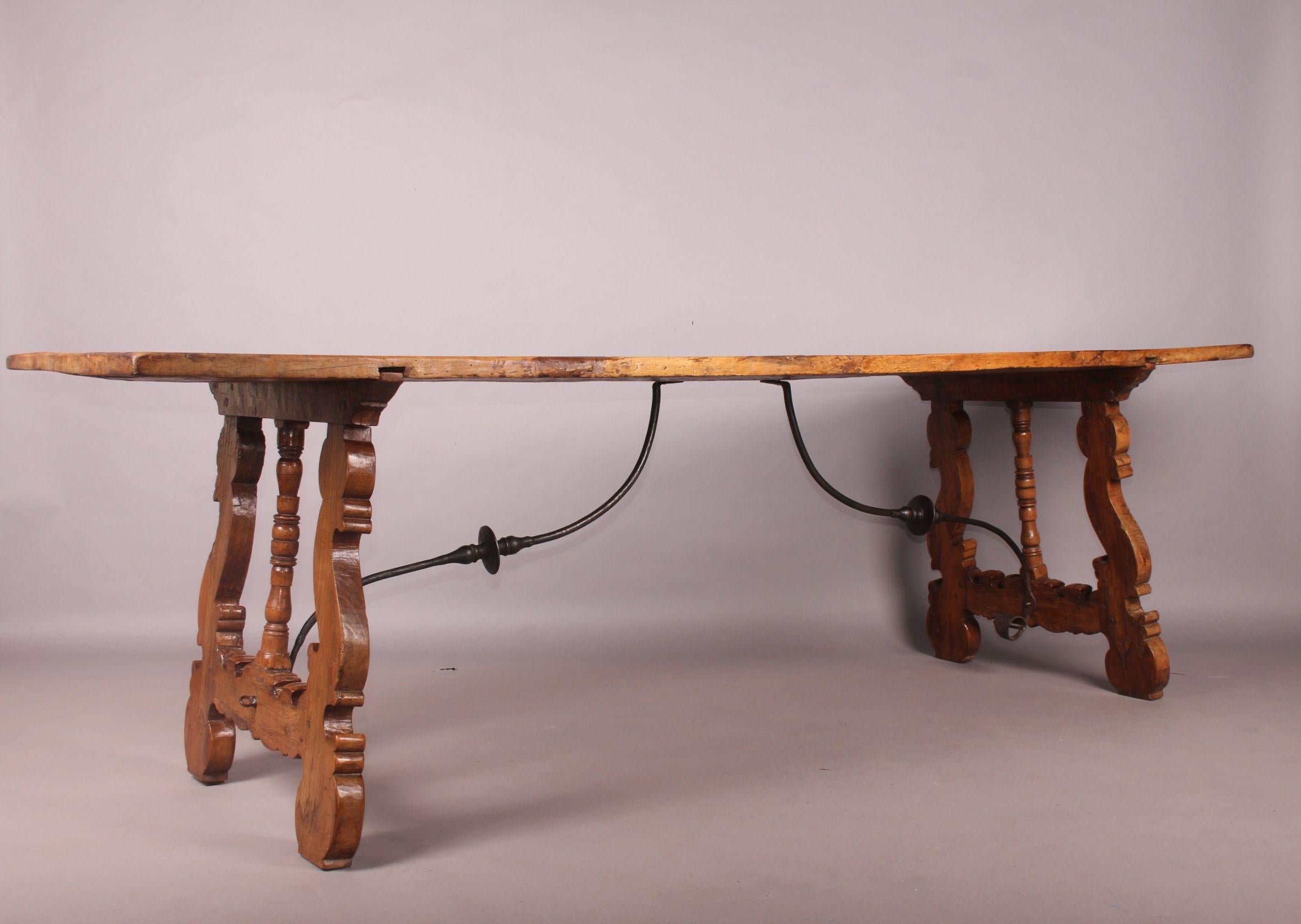 antique dinning table