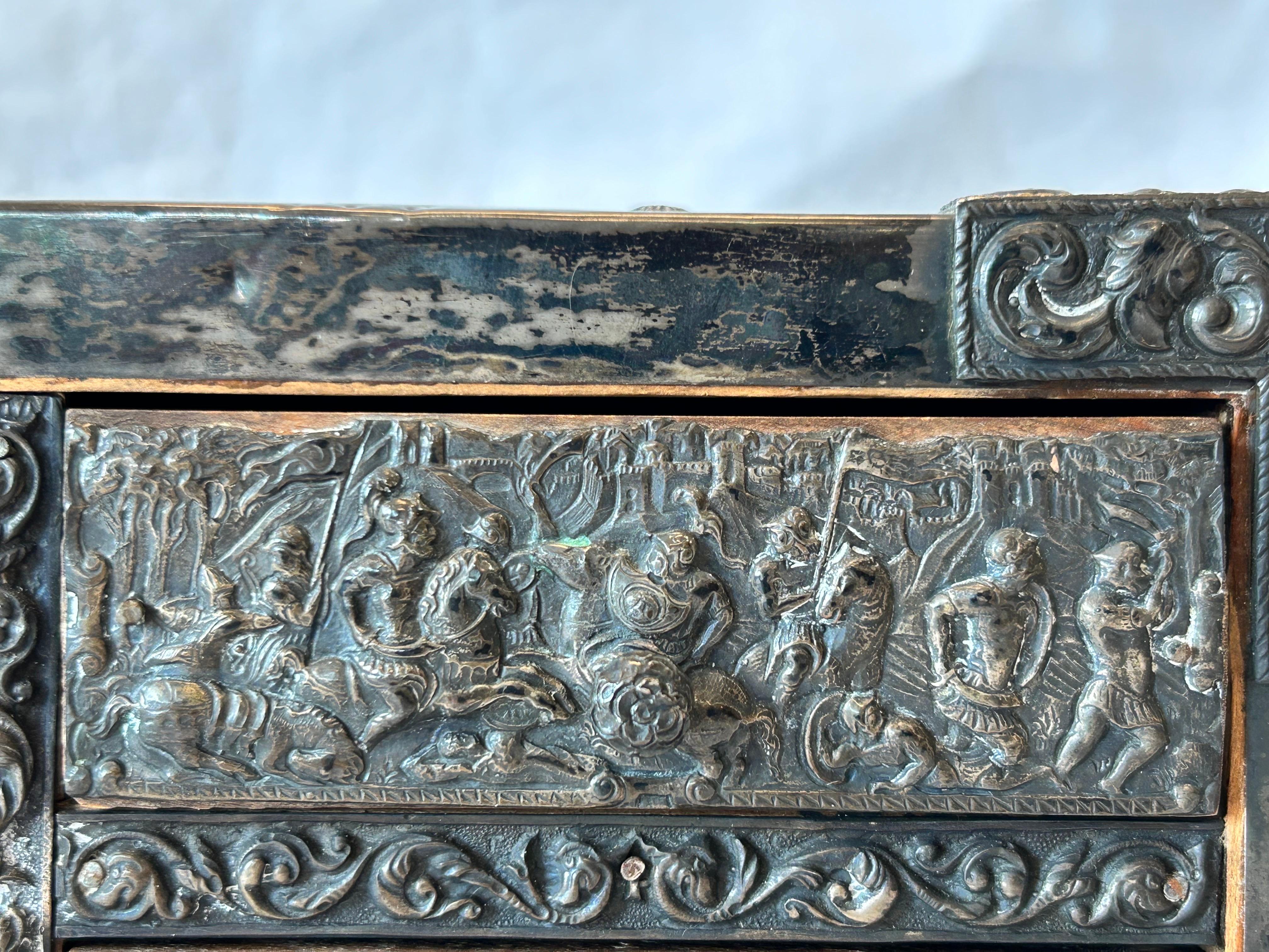 Antique Spanish Embossed Silver Baroque Style Six Drawer Casket Siege of Toledo For Sale 7