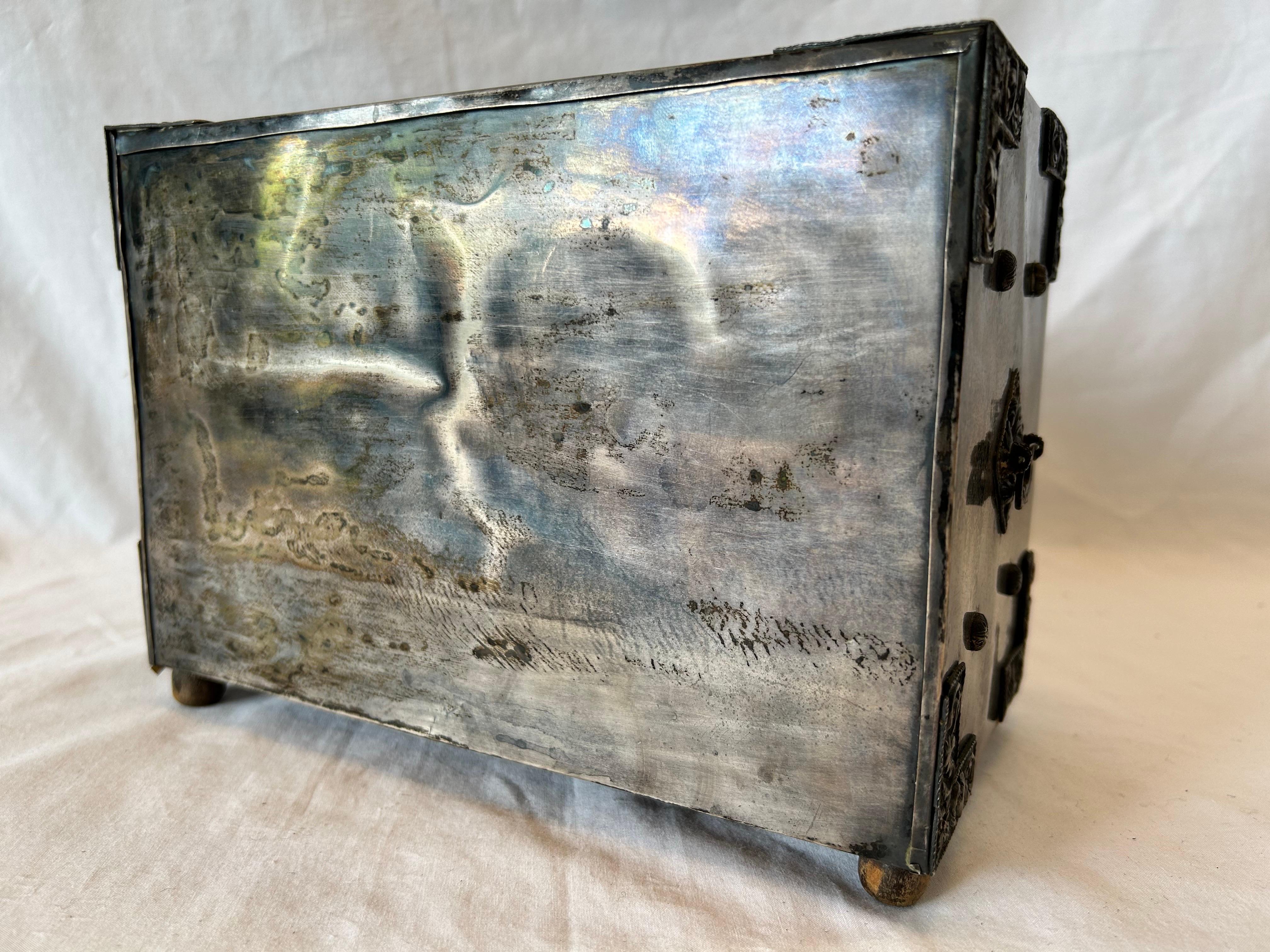 Antique Spanish Embossed Silver Baroque Style Six Drawer Casket Siege of Toledo For Sale 11