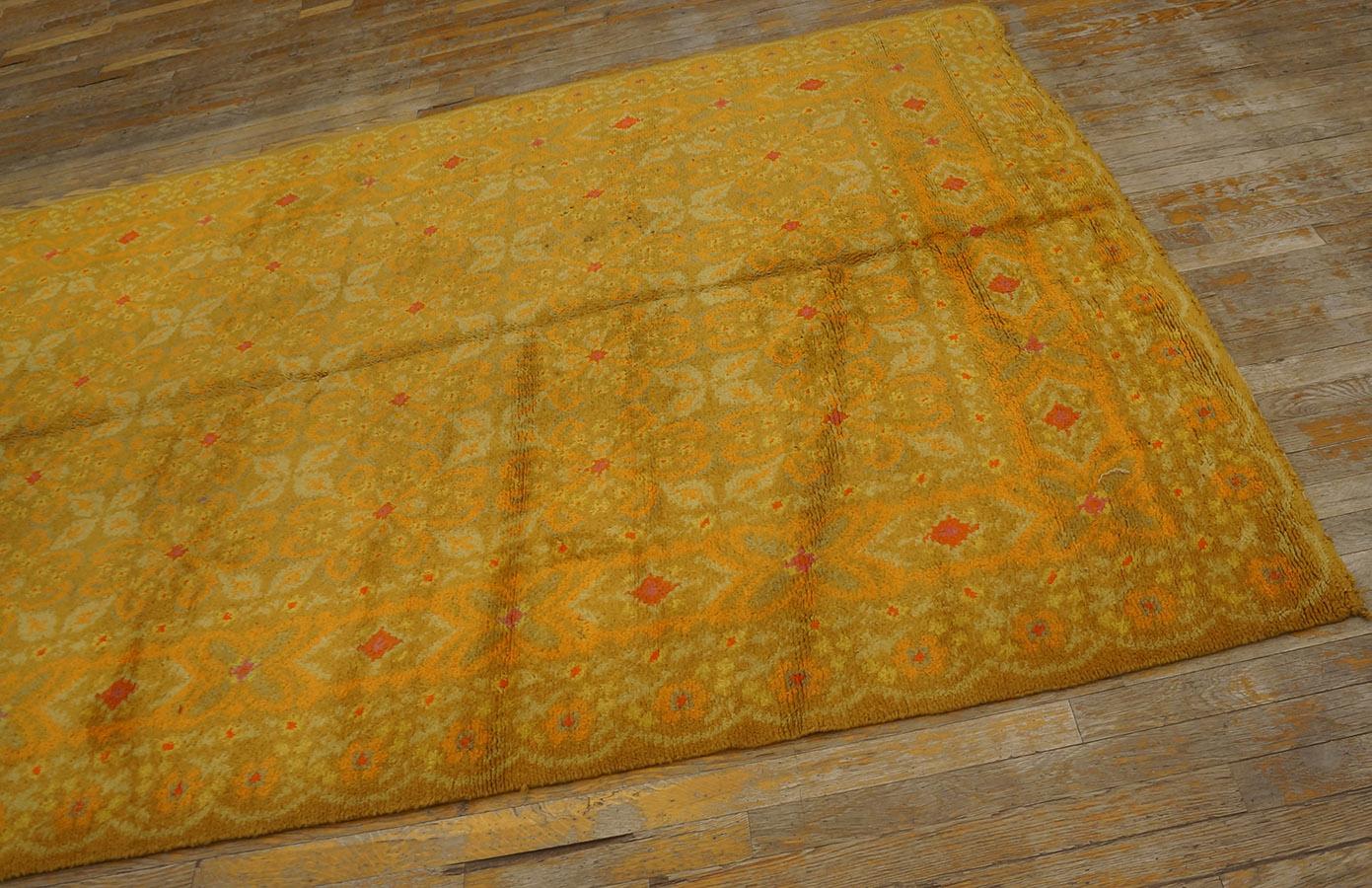 Mid-20th Century Mid 20th Century Spanish Carpet ( 5'7'' x 8'7'' - 170 x 262 ) For Sale