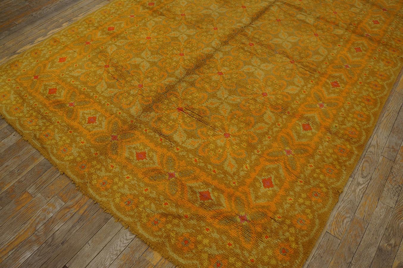 Mid 20th Century Spanish Carpet ( 5'7'' x 8'7'' - 170 x 262 ) For Sale 2