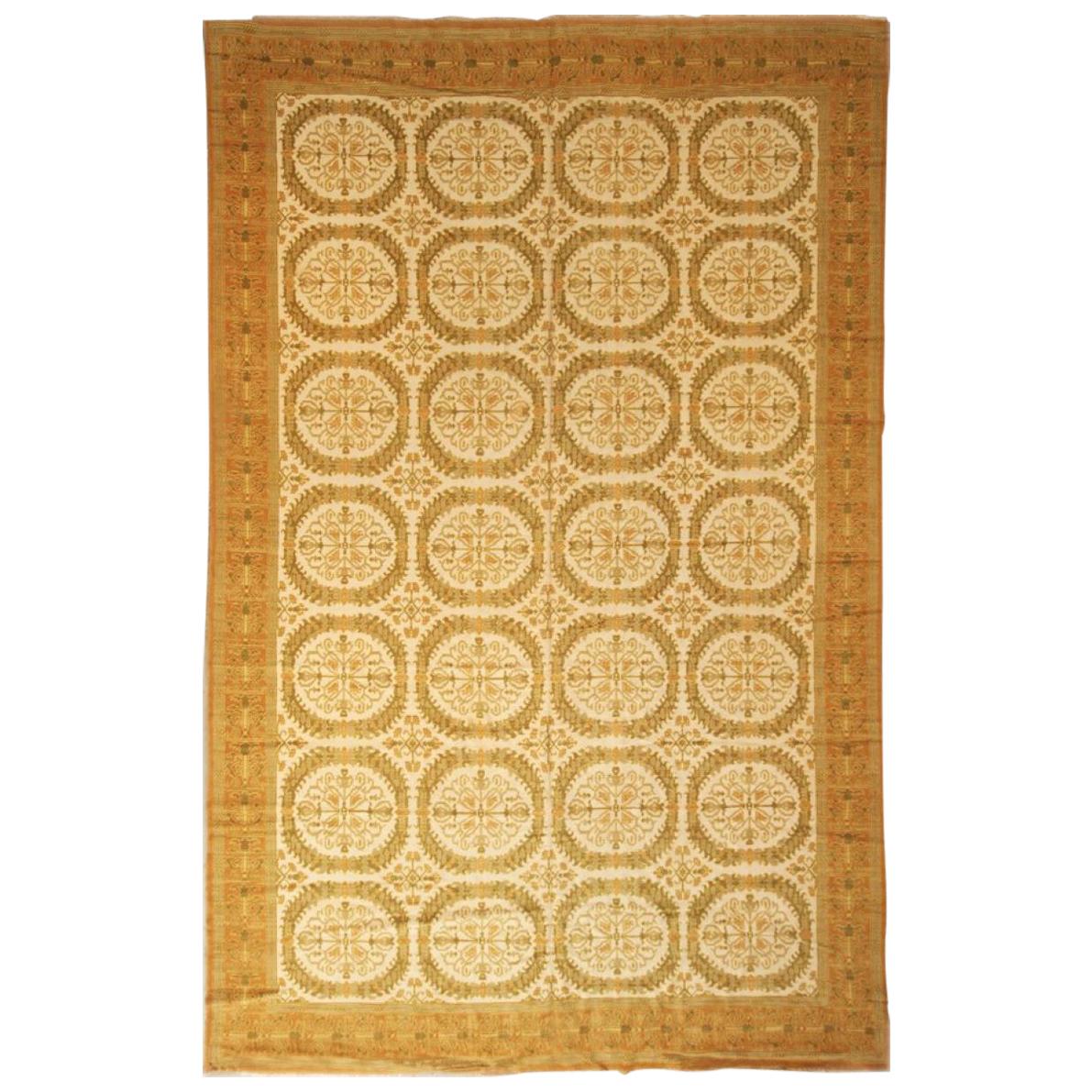 Alfombra antigua española de lana anudada a mano tradicional beige amarilla by Rug & Kilim