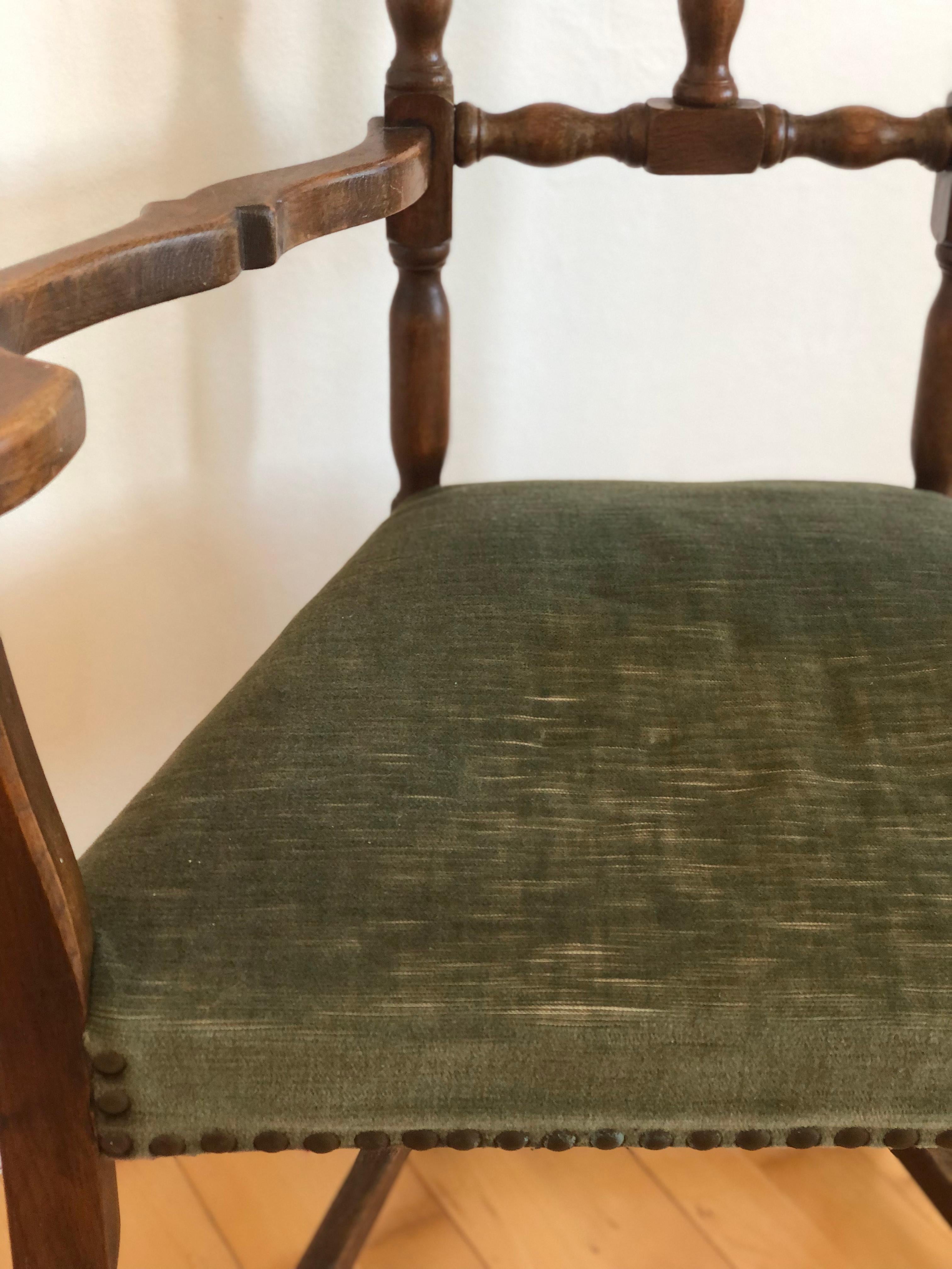 Antiguo Sillón Español de Respaldo Alto Principios del Siglo XIX siglo XIX en venta