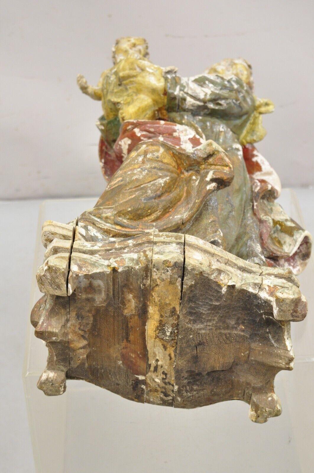 Antiquité espagnole latine Polychromed Carved Wood Figure Madonna and Child Statue en vente 3
